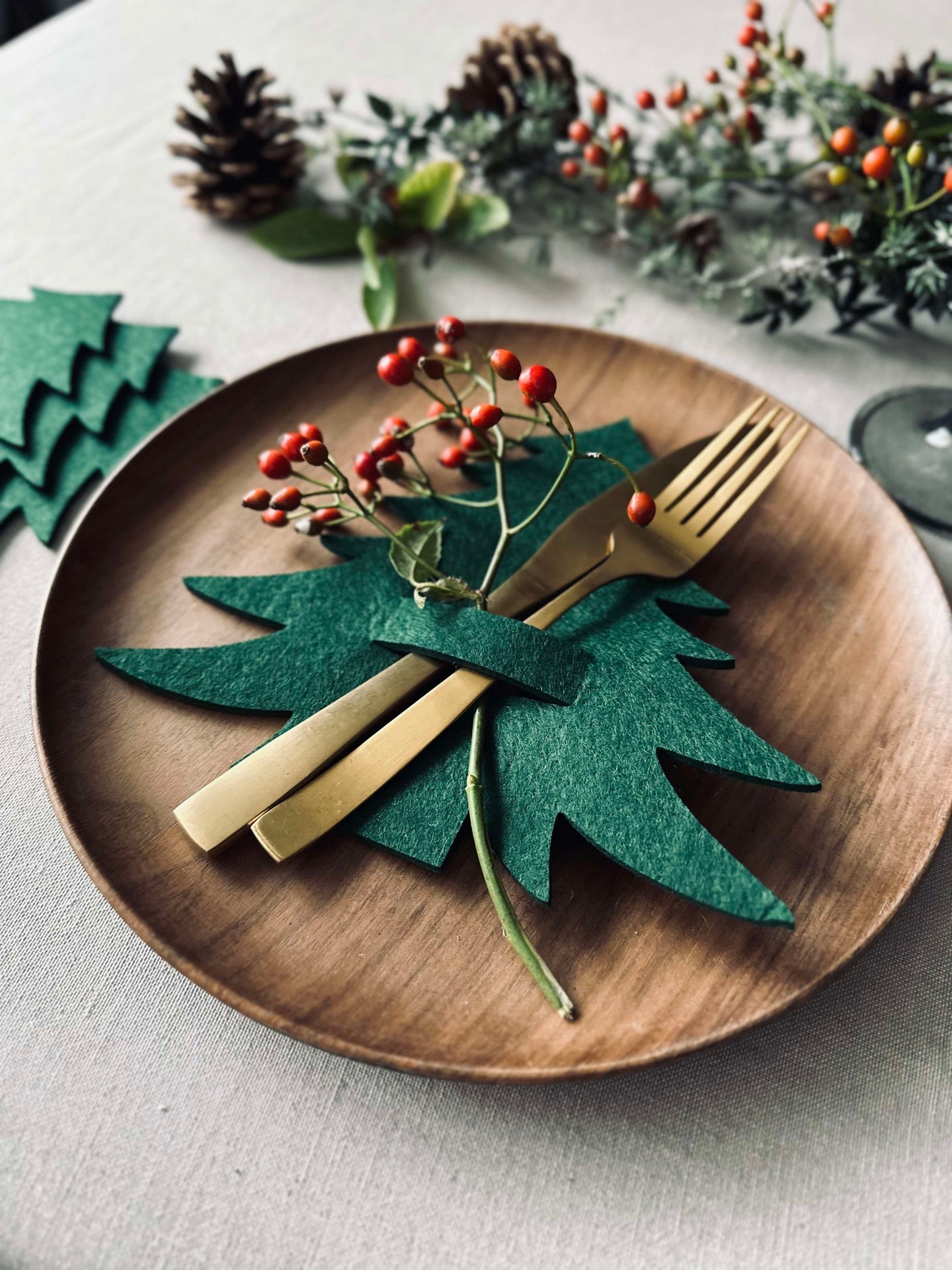 Weihnachtsbaum für Tischdekoration - Grün, 4 Stück
