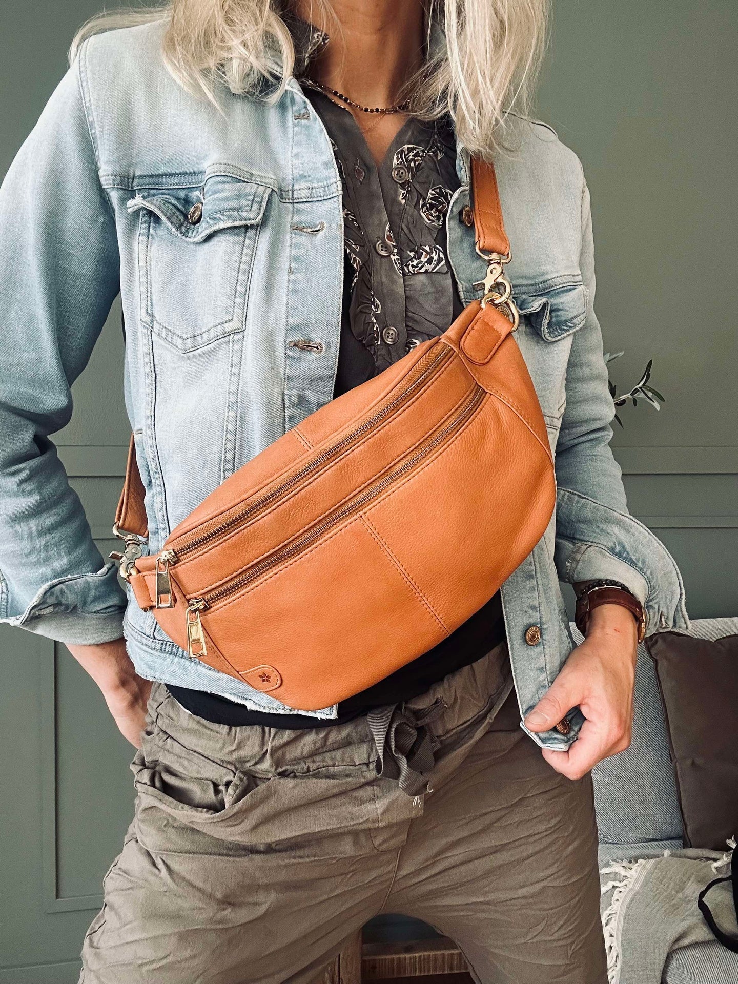 Bumbag Astrid - Cognac / Gold