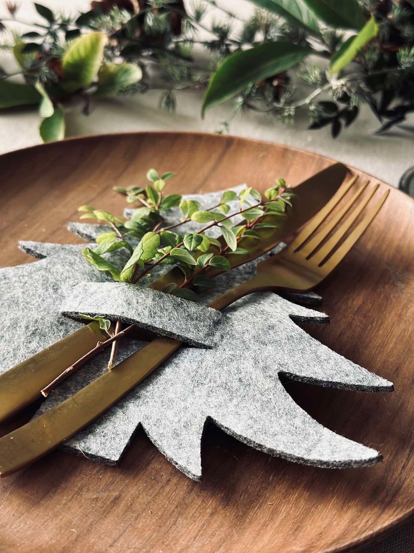 Weihnachtsbaum für Tischdekoration - Grau 4 Stk