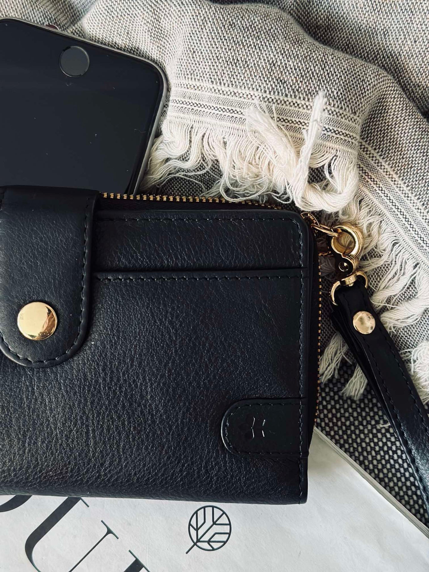 Clutch Posh – Schwarz / Gold