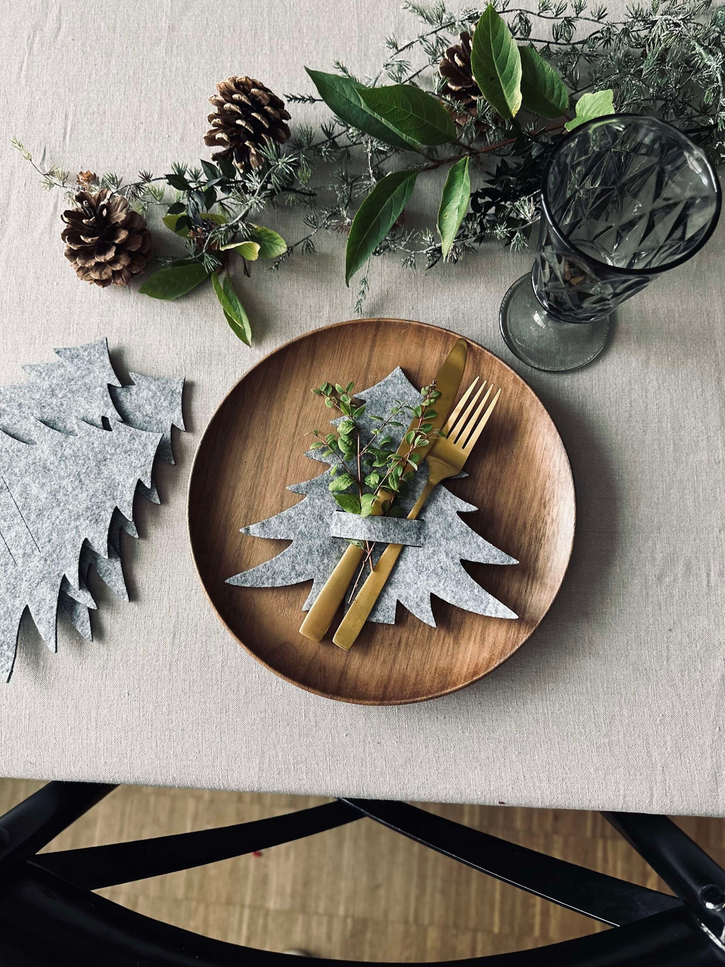 Weihnachtsbaum für Tischdekoration - Grau 4 Stk