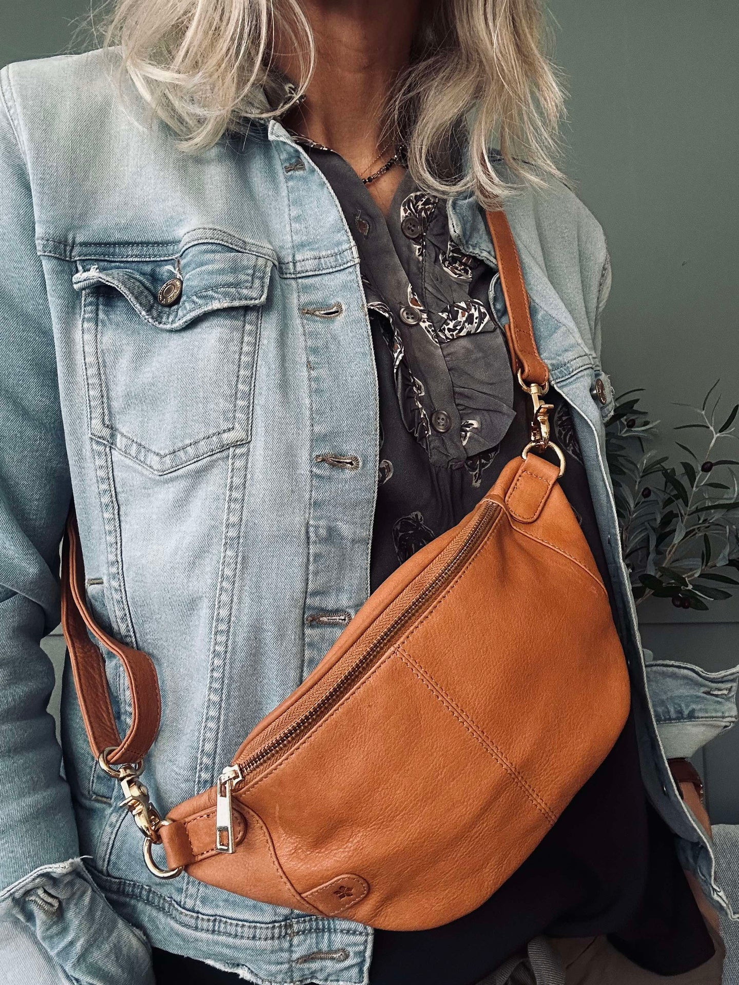 Gürteltasche Molly - Cognac / Gold