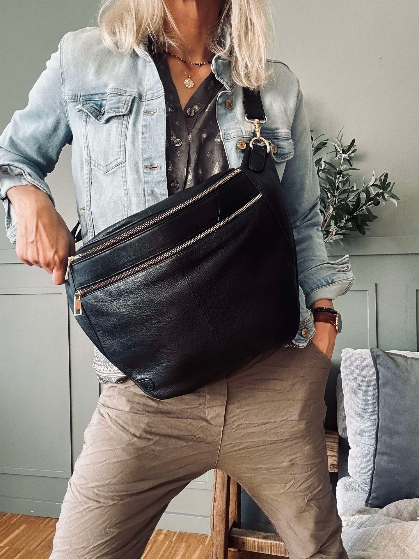 Bumbag BIG Astrid - Schwarz / Gold