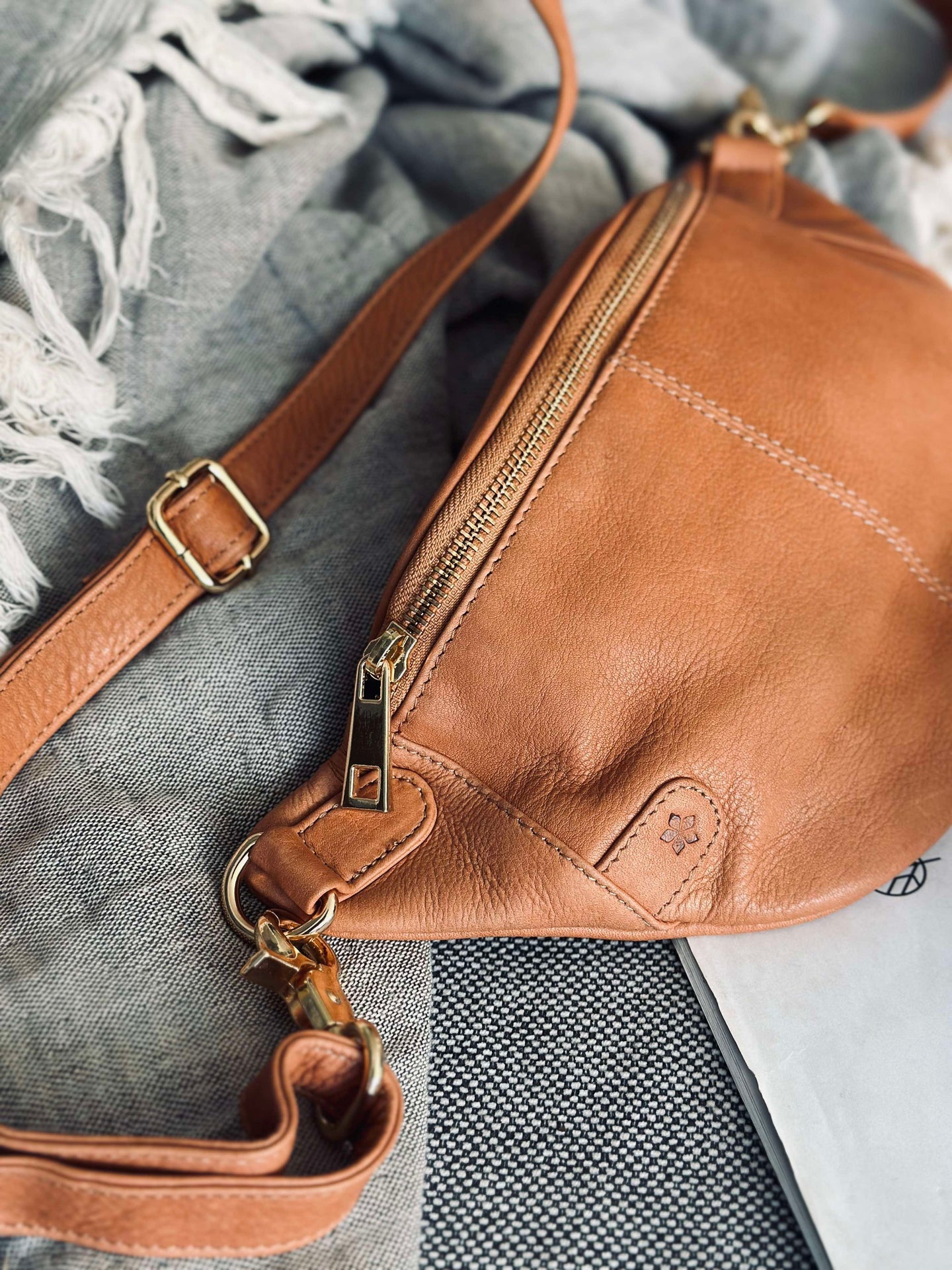 Gürteltasche Molly - Cognac / Gold