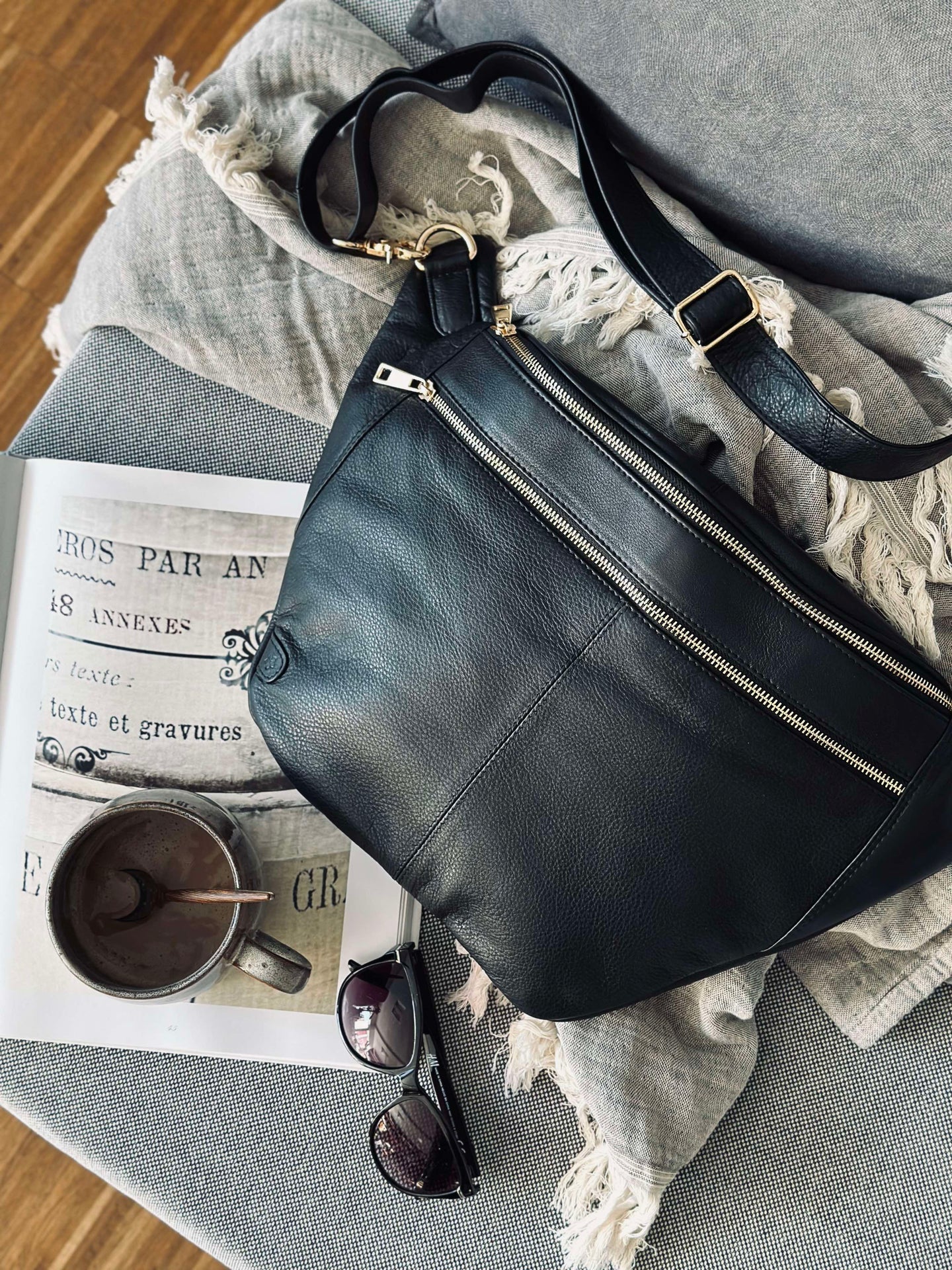 Bumbag BIG Astrid - Schwarz / Gold