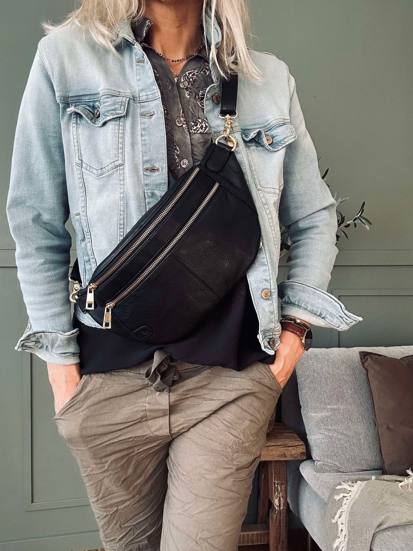 Bumbag Astrid - Schwarz / Gold
