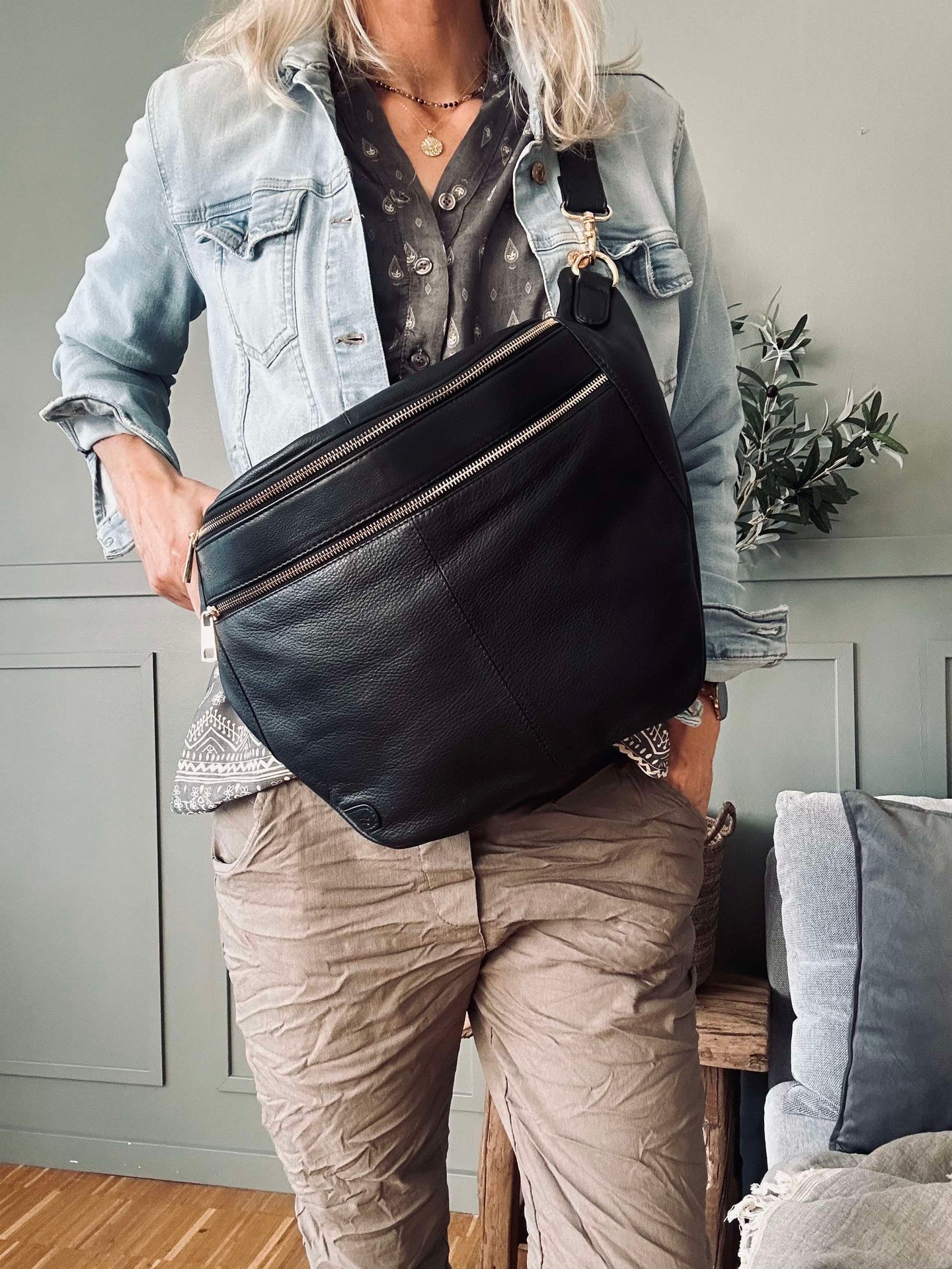Bumbag BIG Astrid - Schwarz / Gold