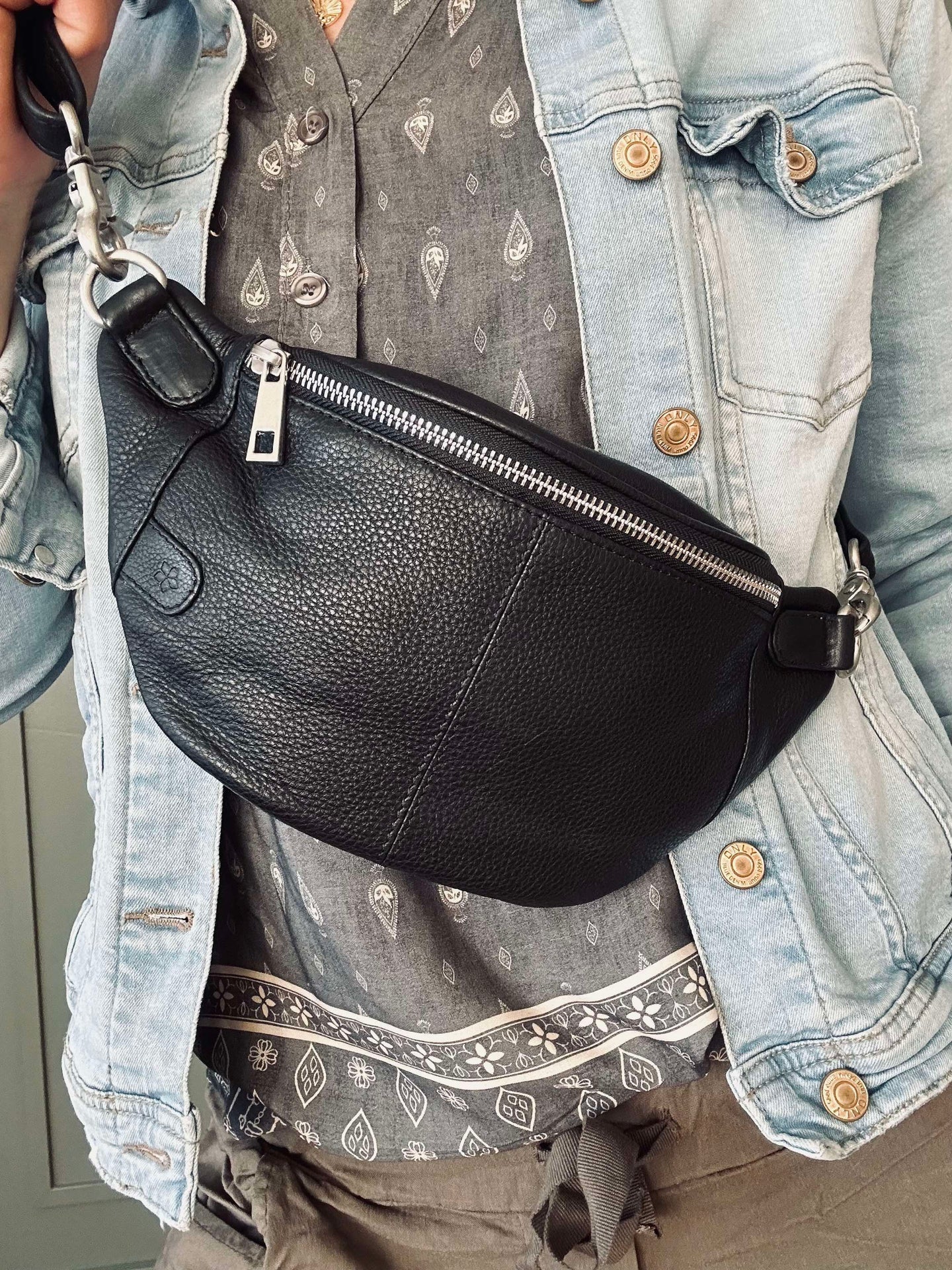 Bumbag Molly - Black / silver