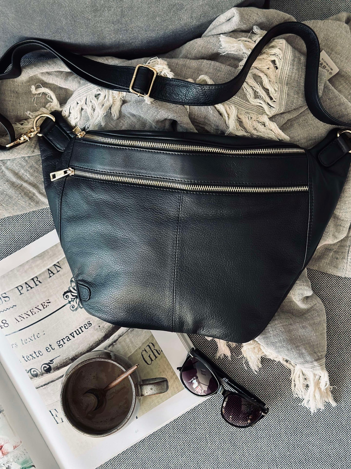 Bumbag BIG Astrid - Schwarz / Gold