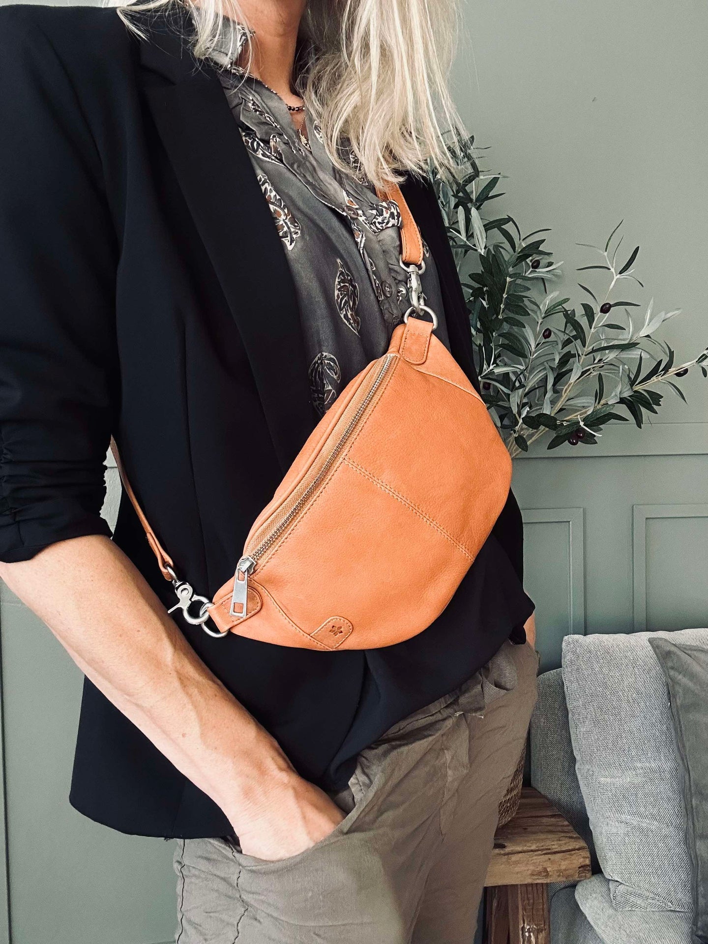 Bauchtasche Molly - Cognac / Silber