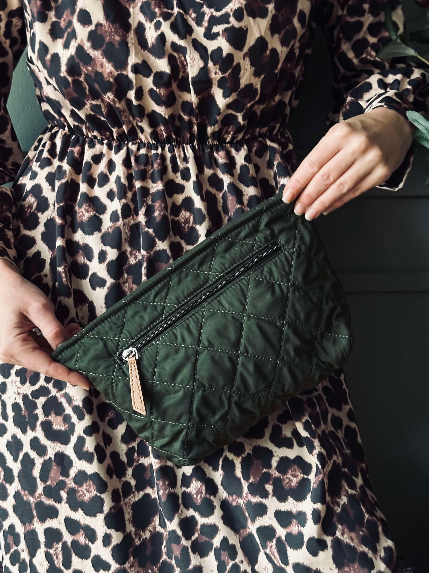 Kulturtasche / Clutch Grün