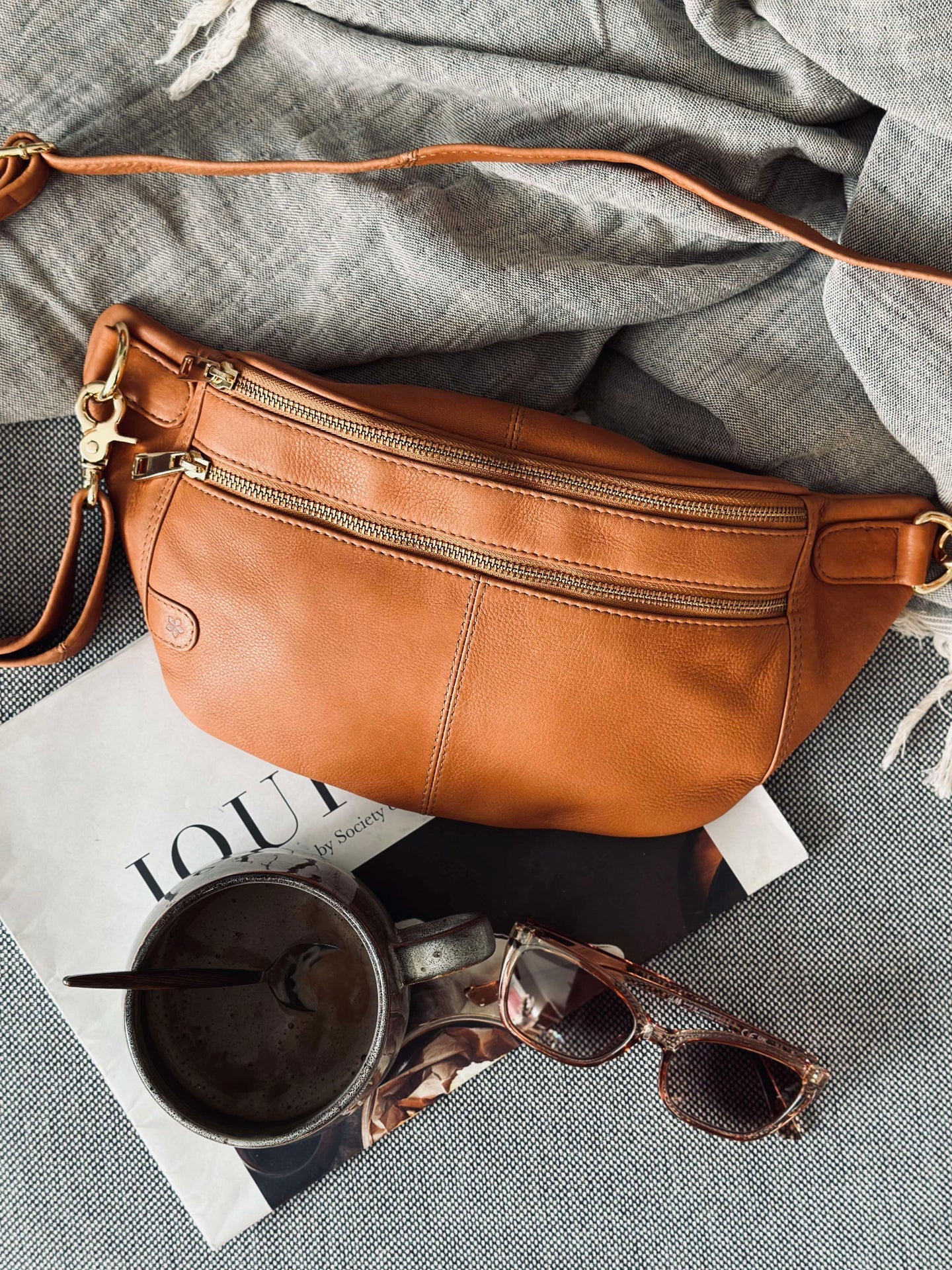 Bumbag Astrid - Cognac / Gold
