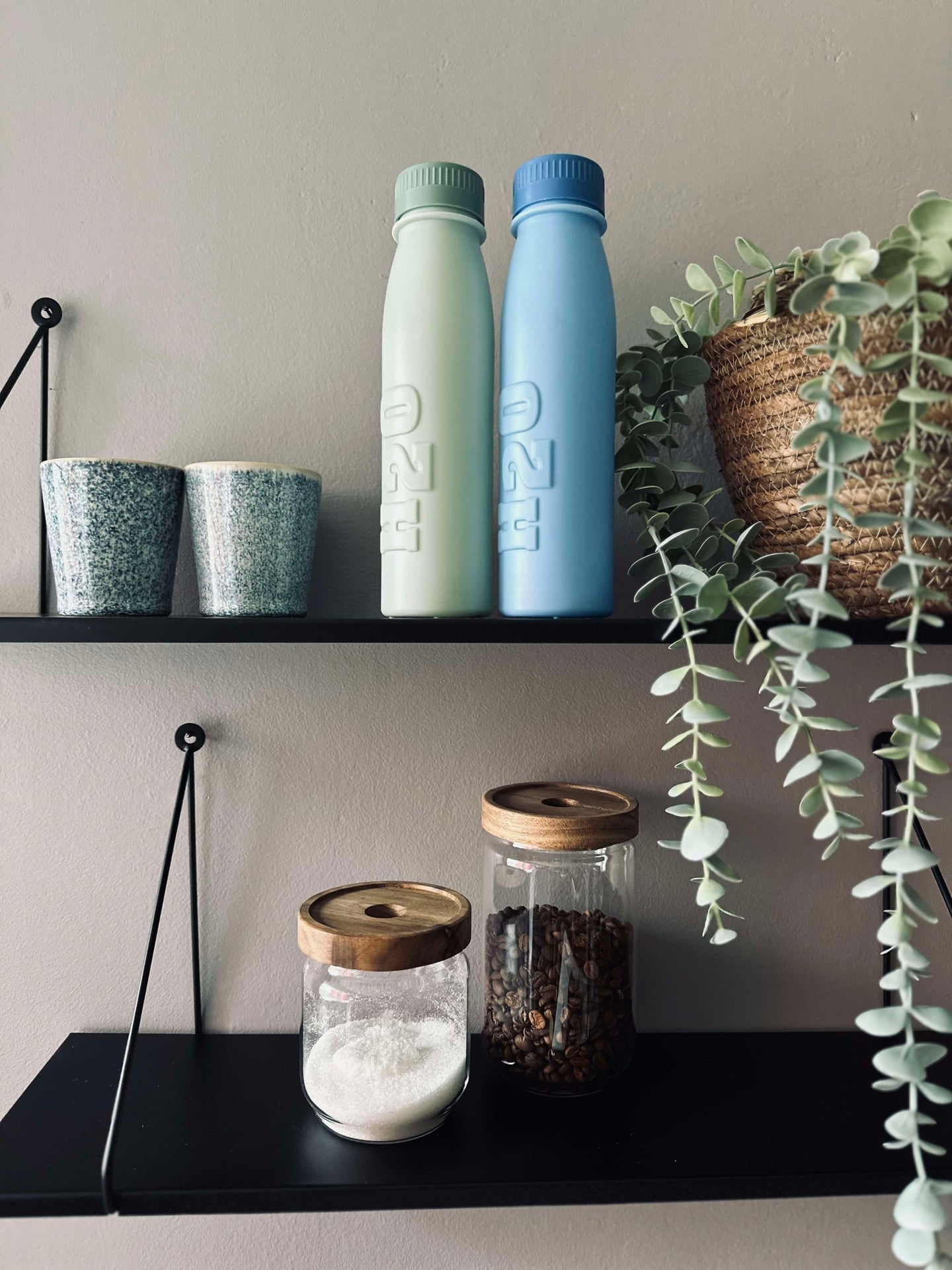 Trinkflasche H2O 500 ml - Grün / Blau Mix