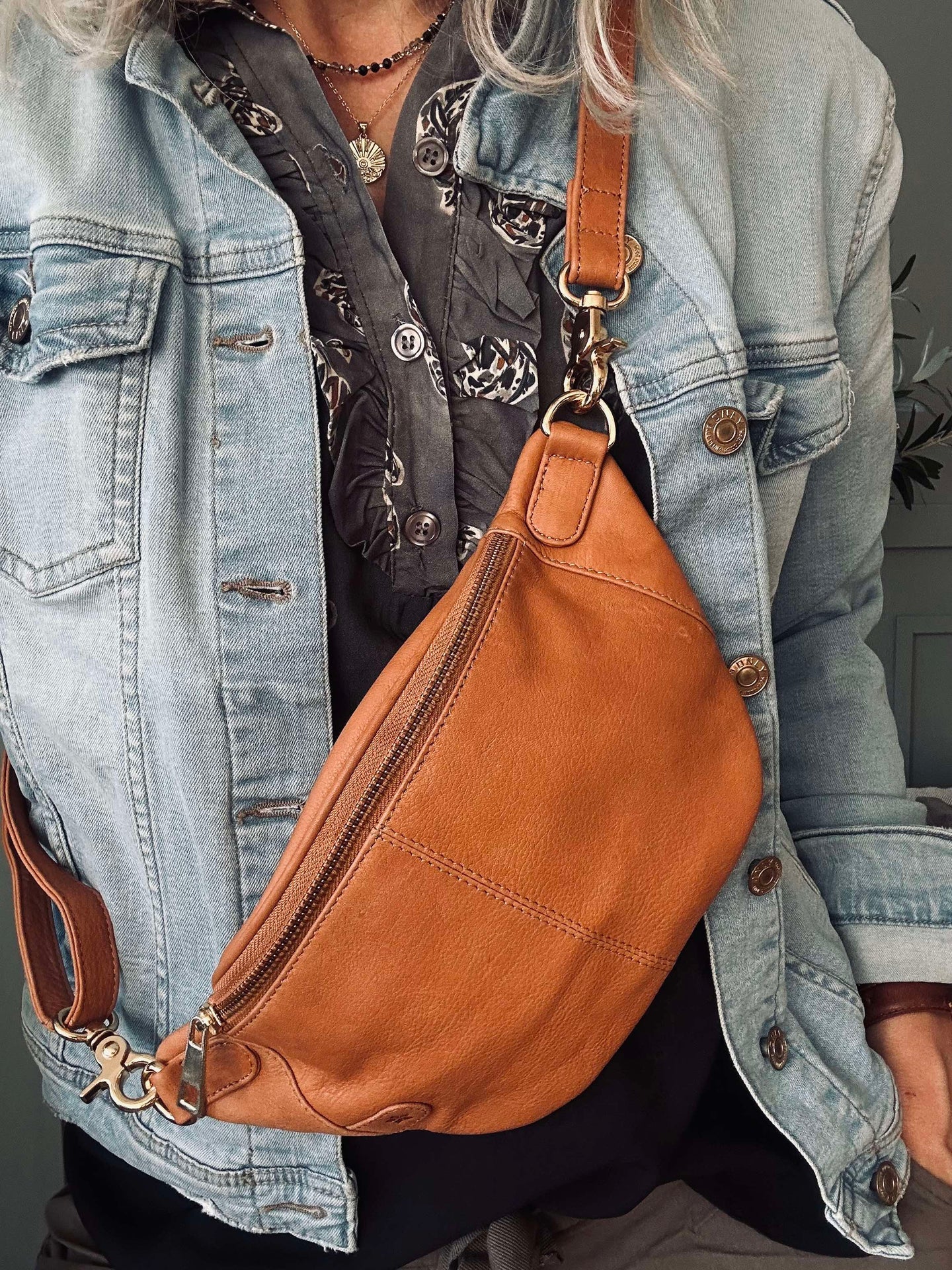 Gürteltasche Molly - Cognac / Gold