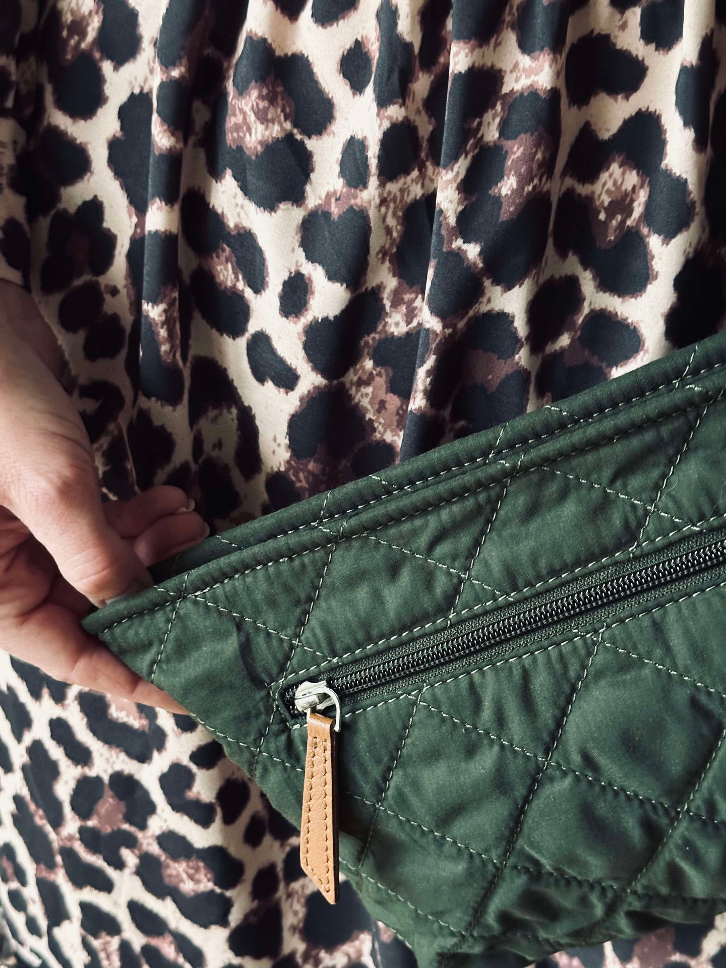 Kulturtasche / Clutch Grün