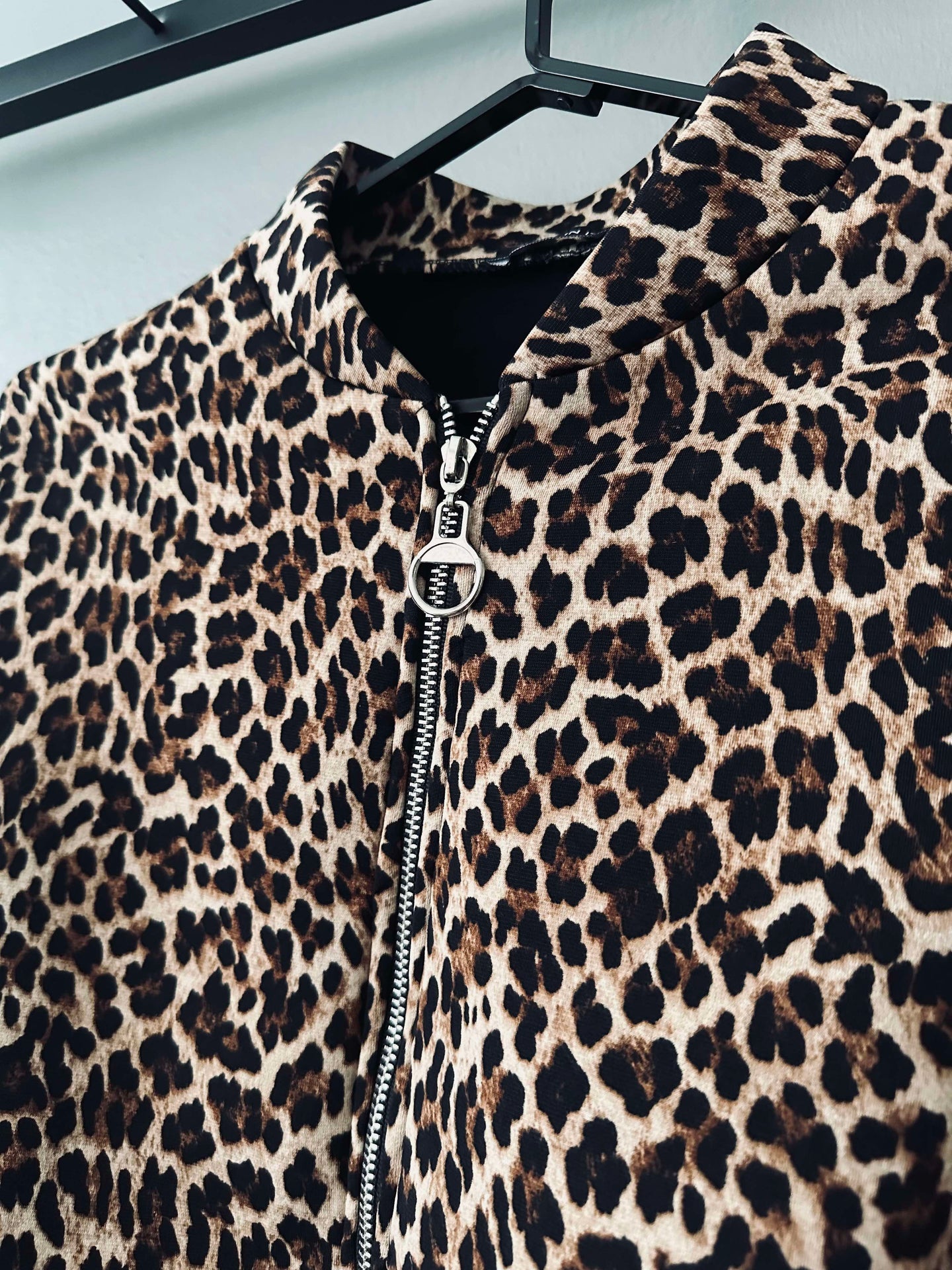 Coole Leopardenjacke