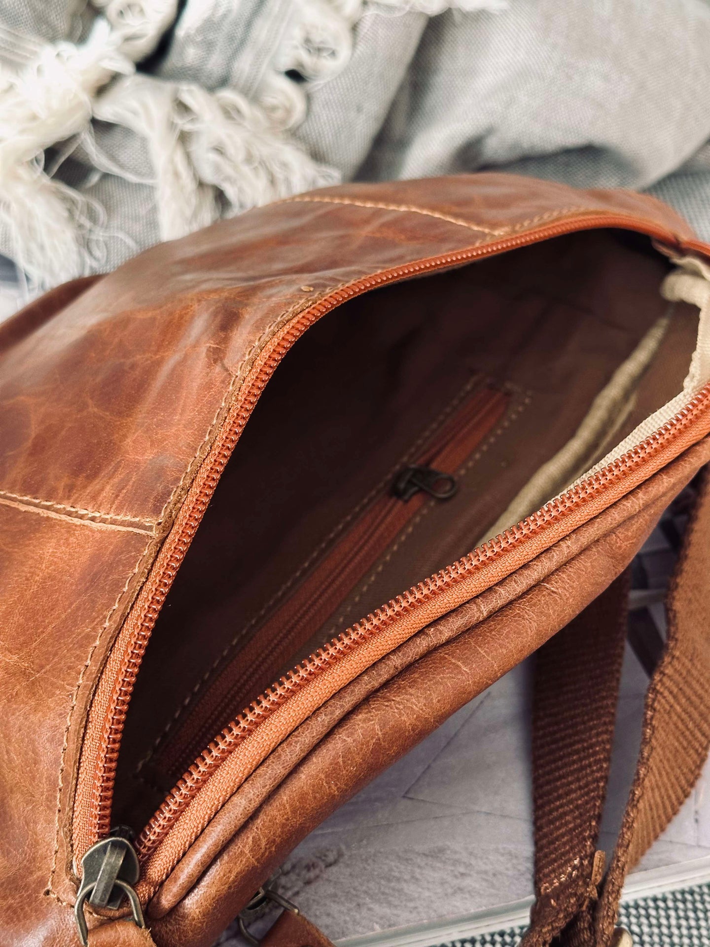 Bauchtasche Oline Cognac Büffelleder