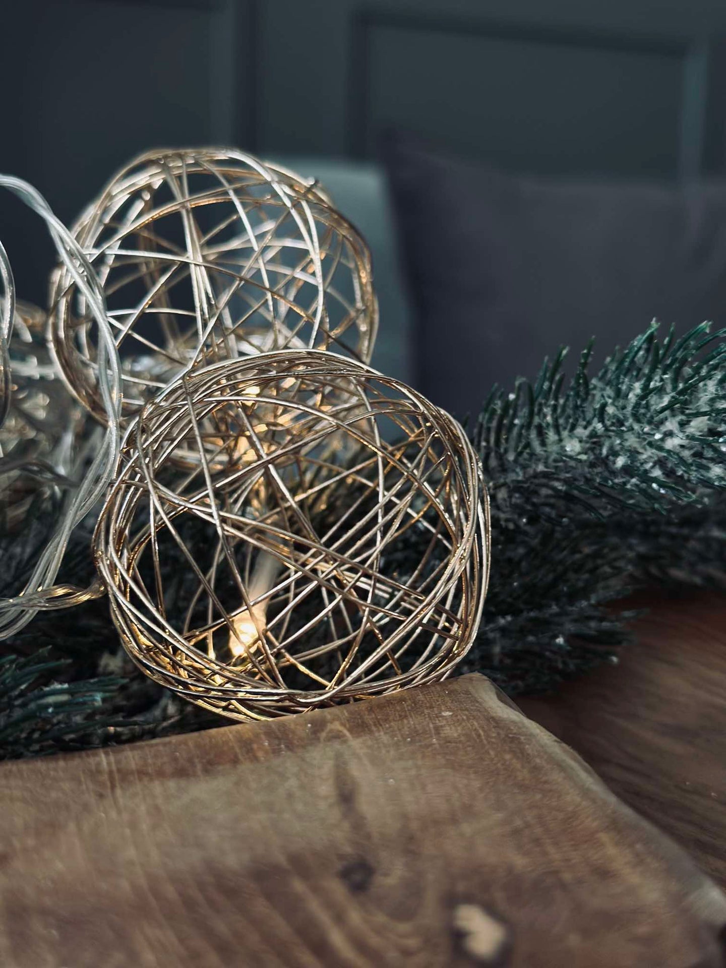 Lichterkette Gold - 10 LED-Kugeln