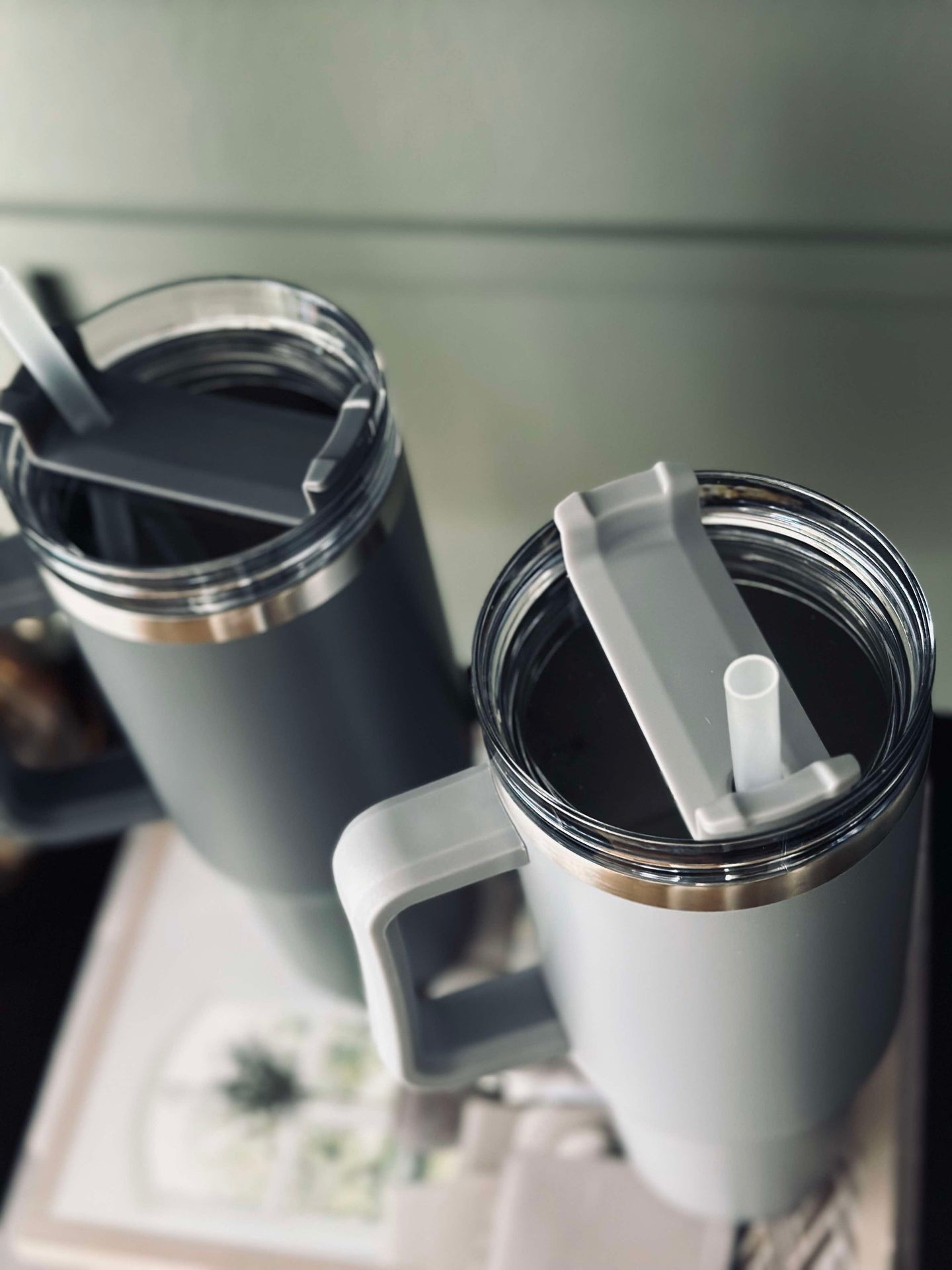 Thermobecher Dark Grey - 1200 ml.