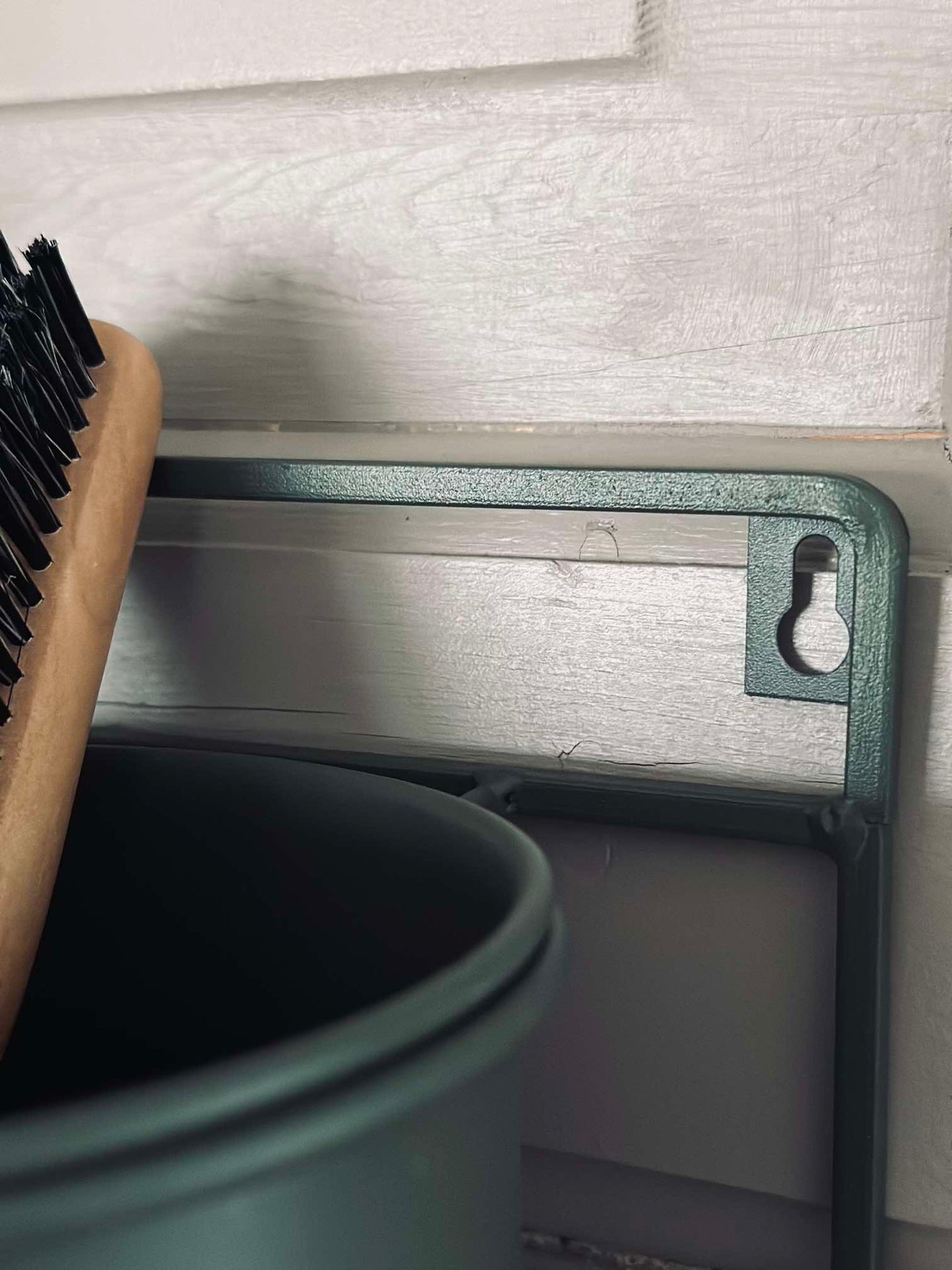 Wandhalter mit 3 Blumentöpfen - grün