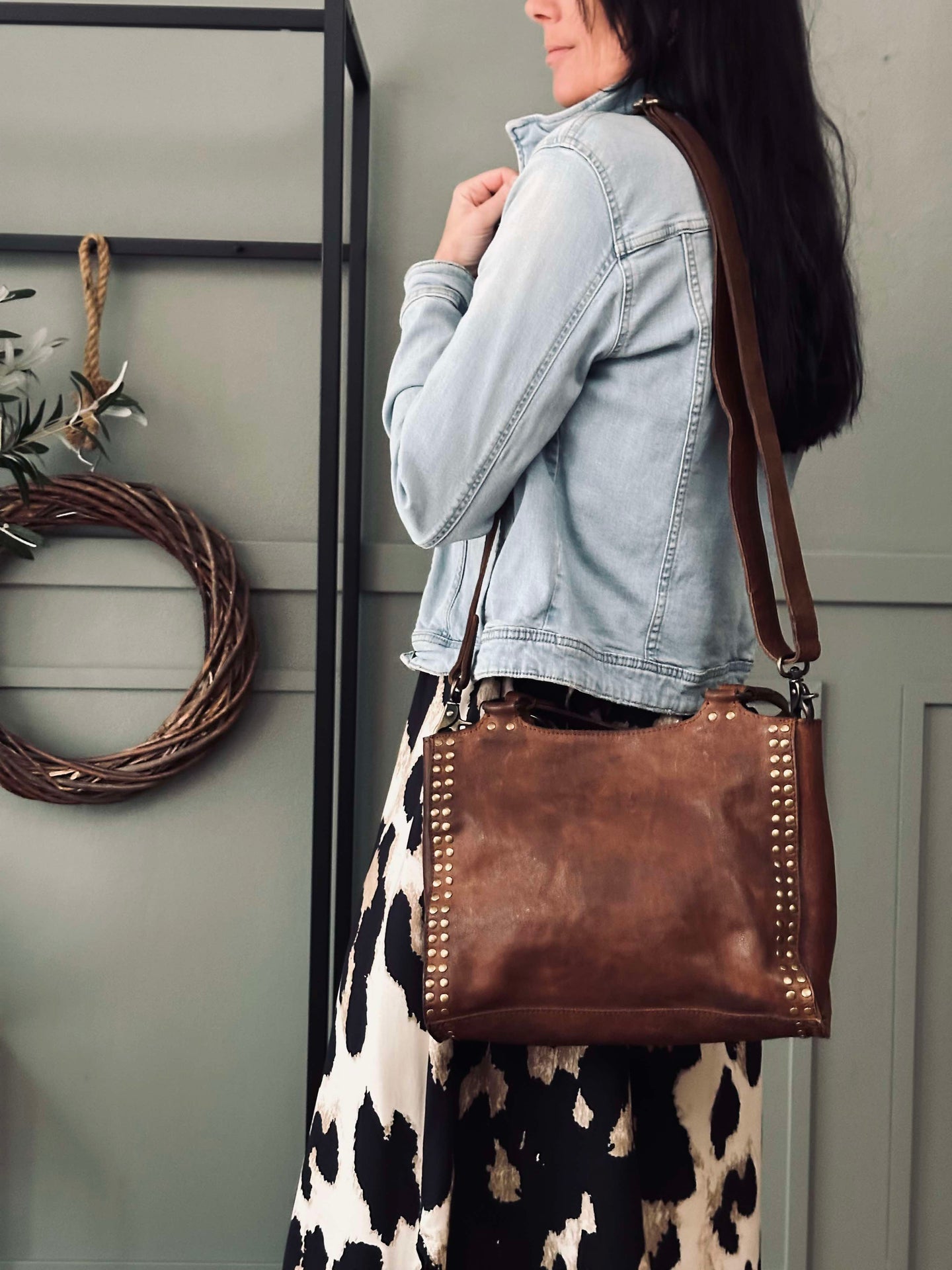 Arbeitstasche mit Nieten - Vintage Cognac