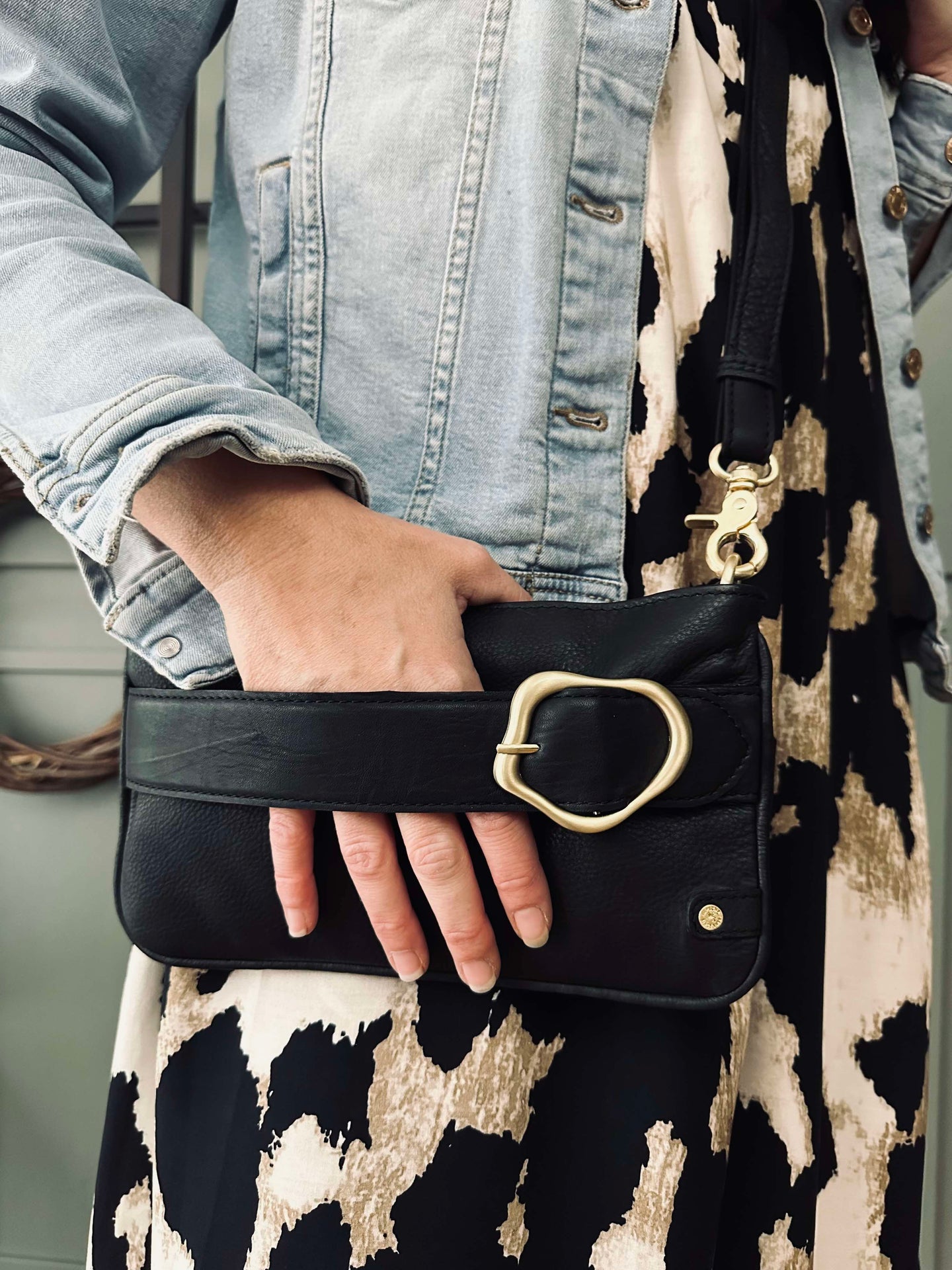 Clutch Berlin - Black leather