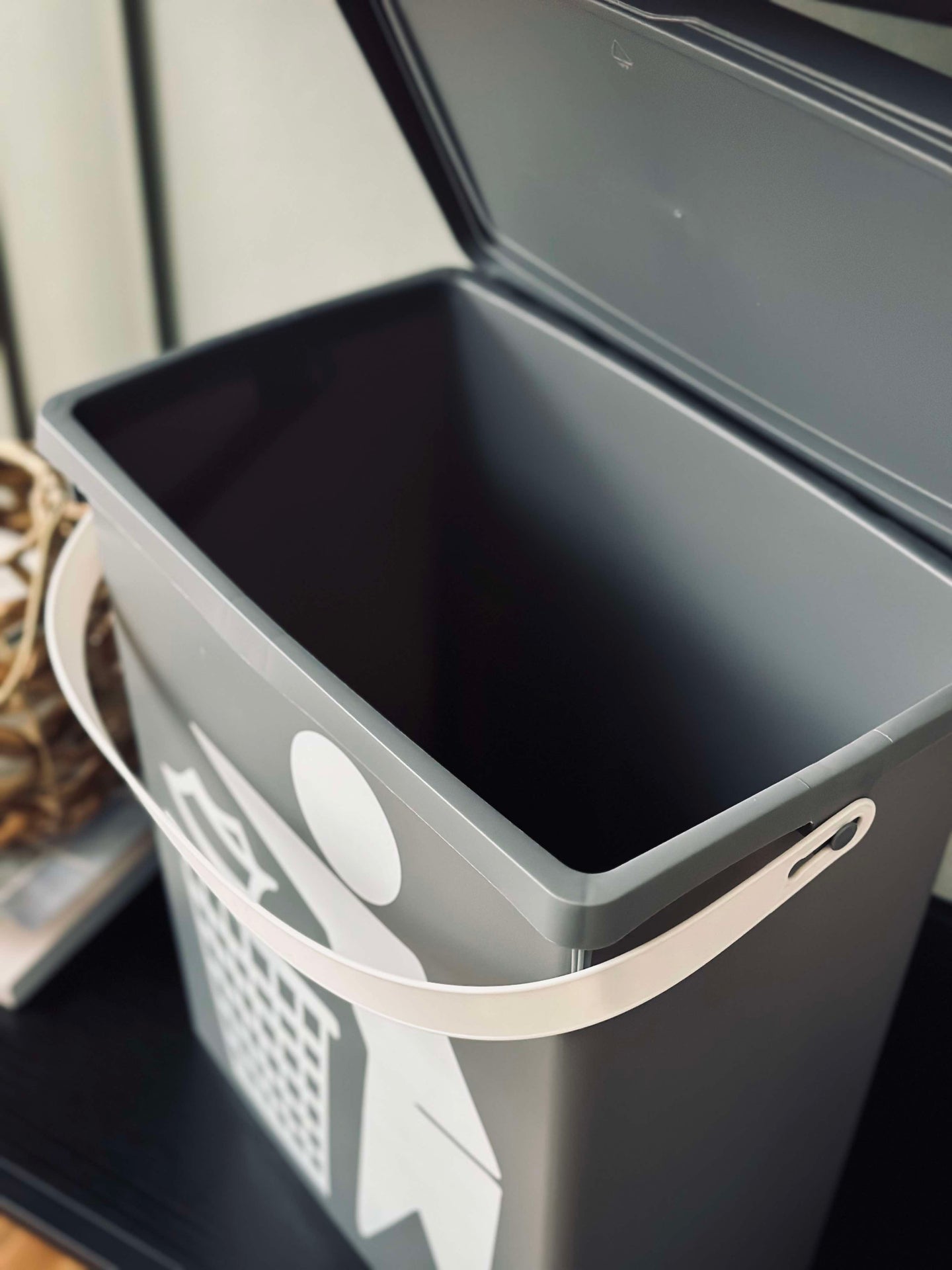 BIO-Eimer mit Deckel 12 Liter - Grau