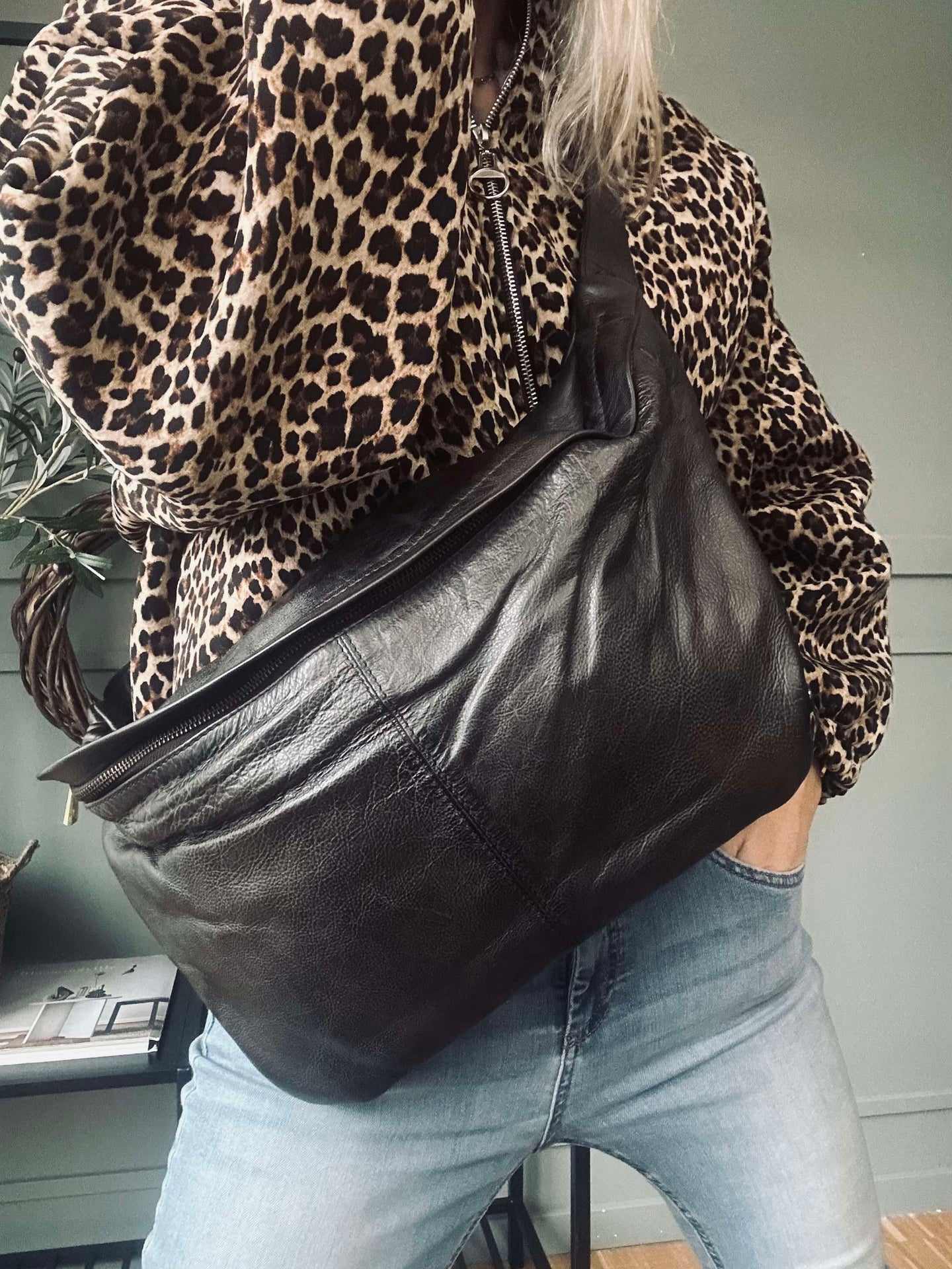 Cool Buffy XL Bauchtasche aus butterweichem Leder - Braun