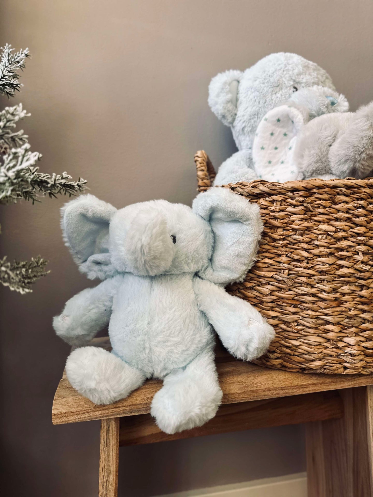 Plüschelefant 25 cm - Hellblau