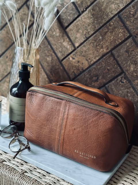 Kulturtasche Halima Walnut - Small