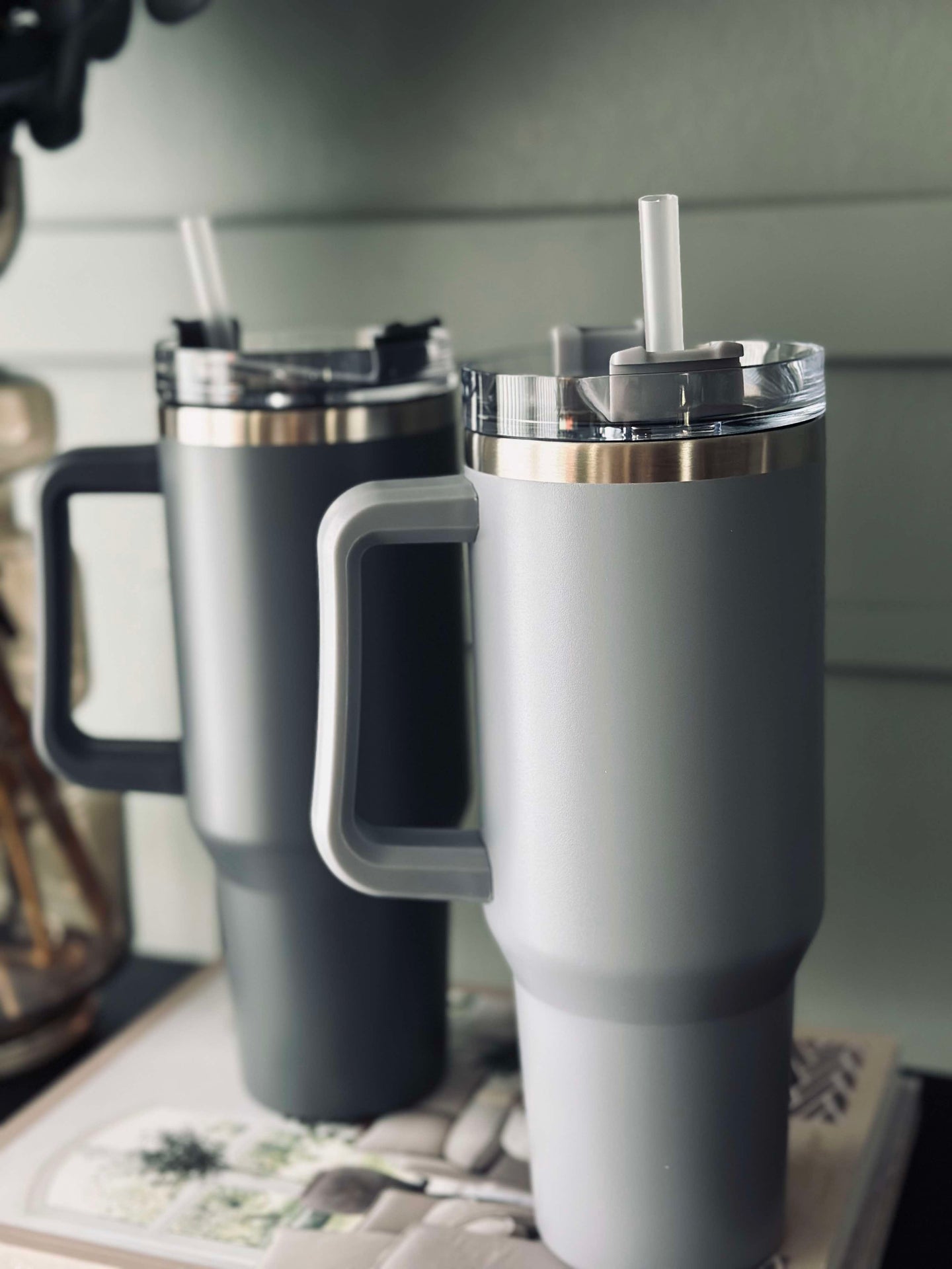 Thermobecher Dark Grey - 1200 ml.