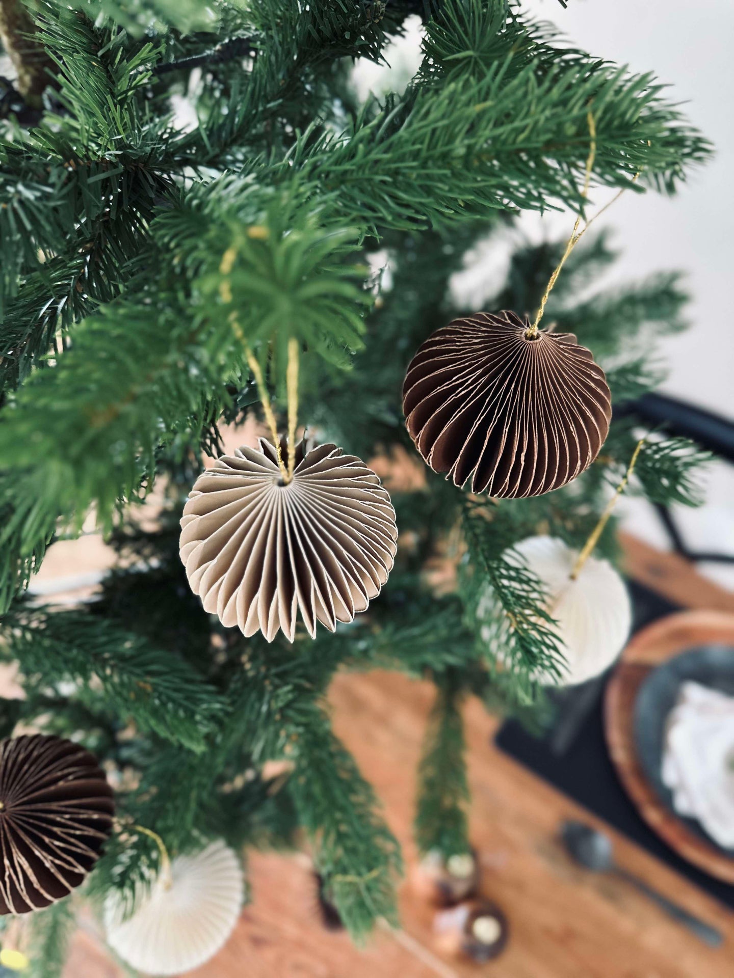 Weihnachtsanhänger aus Papier Large - 9 Stück