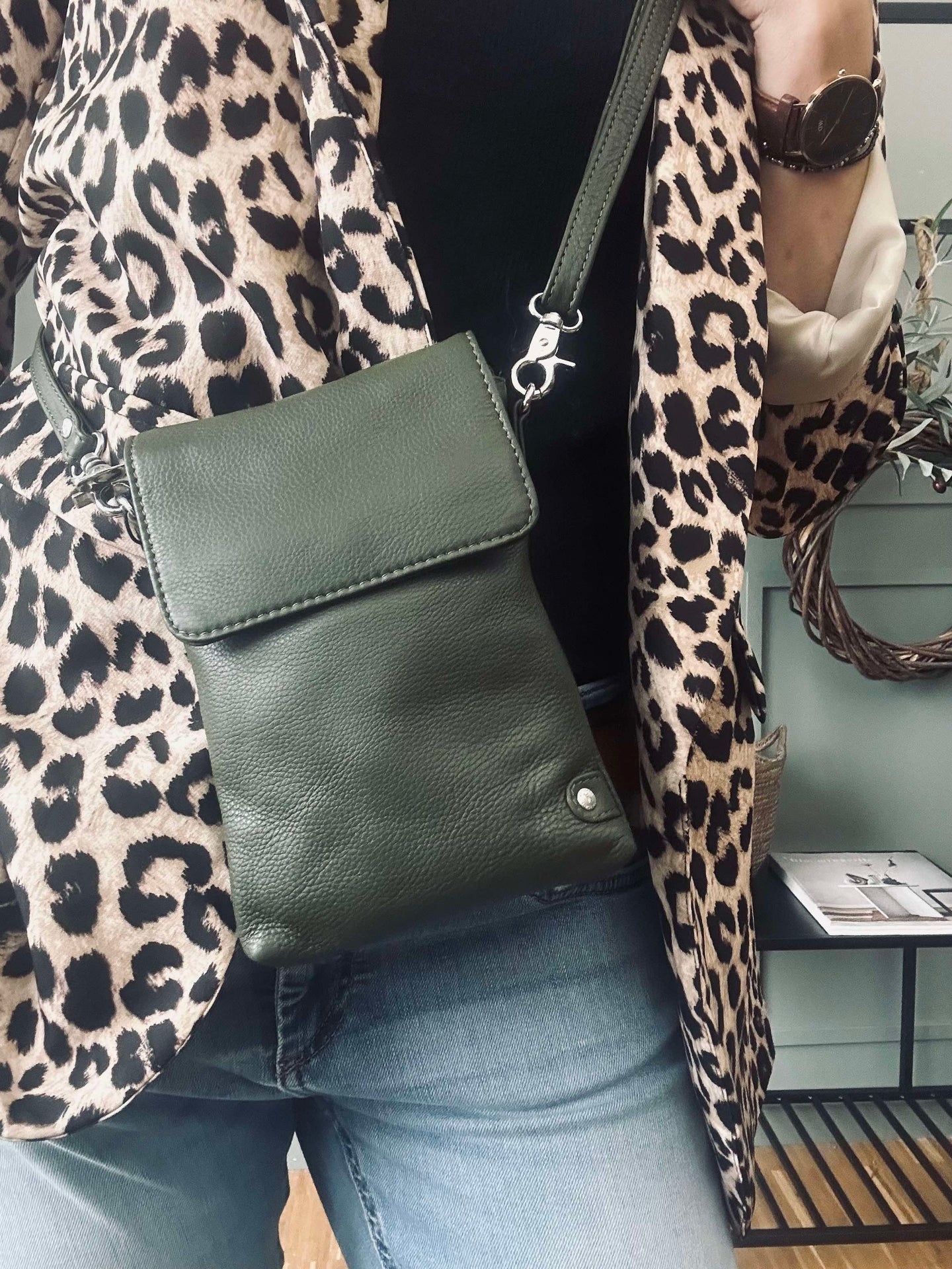 Handytasche Aura Army