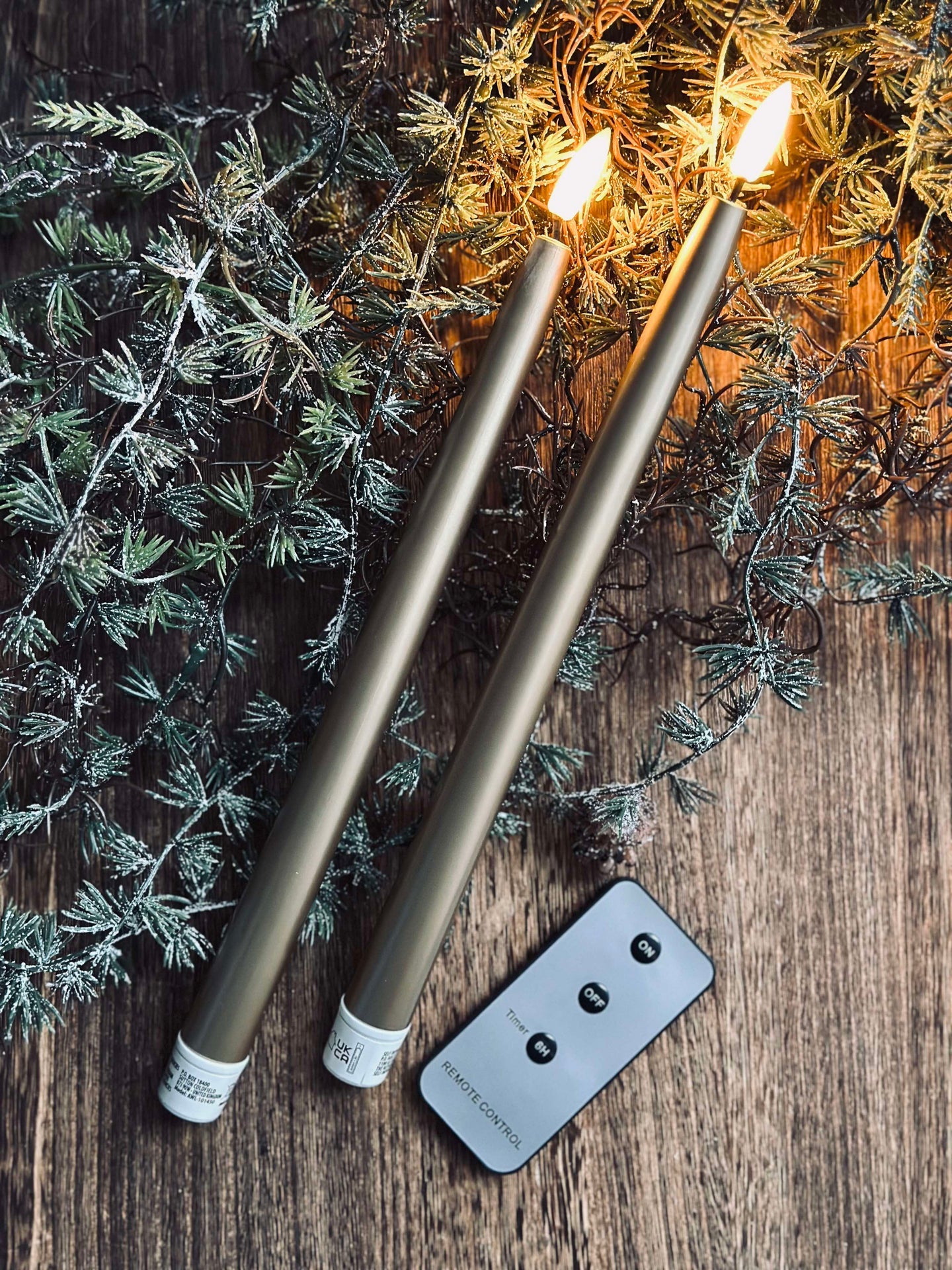 LED Stumpenkerzen 2 Stk - Gold 27 cm