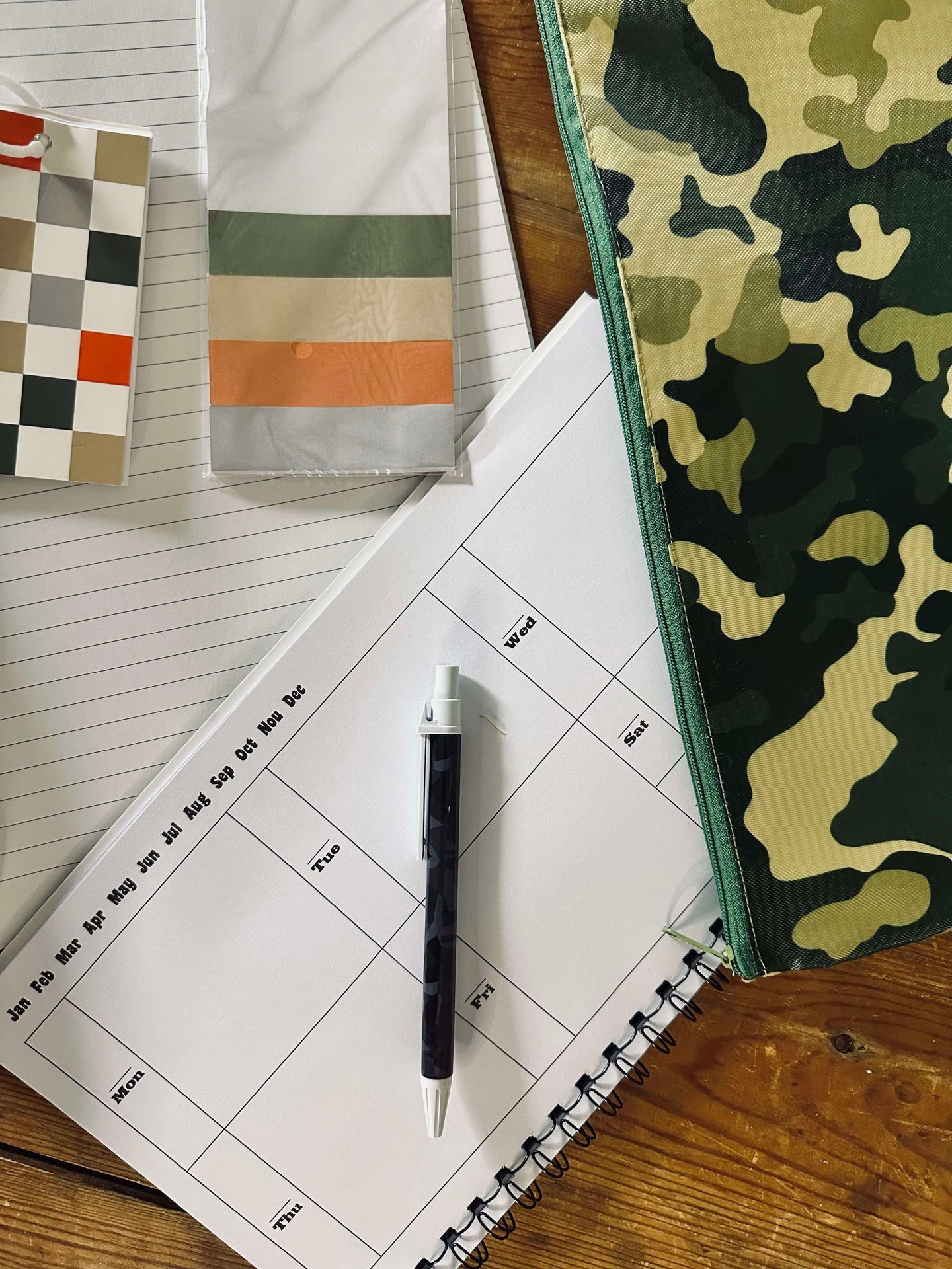 Set mit Notizbüchern und Tasche - Army