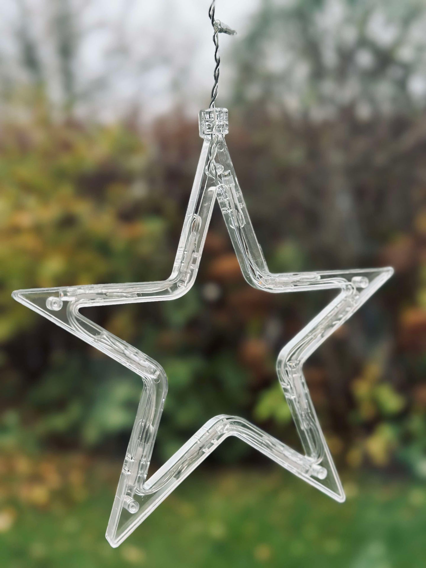 Lichterkette mit 12 Sternen - Zugelassen für innen / außen