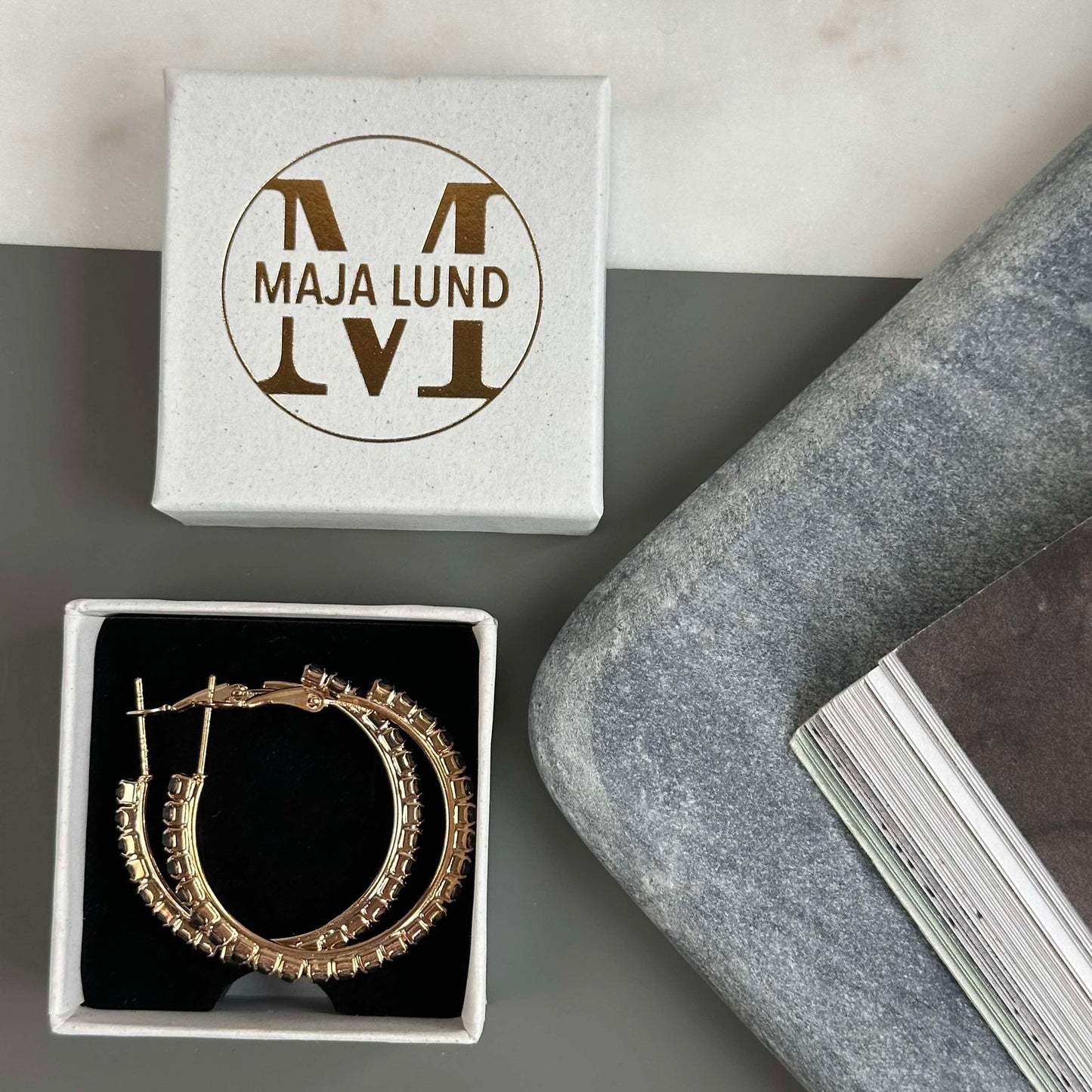 Ohrringe Smilla Hoops 18K vergoldet - Schwarz