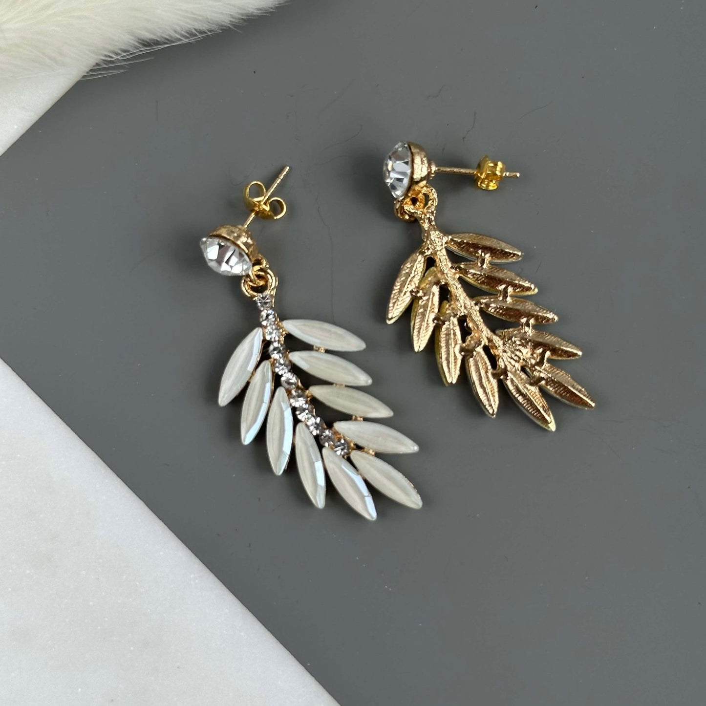 Ohrringe Feather - White