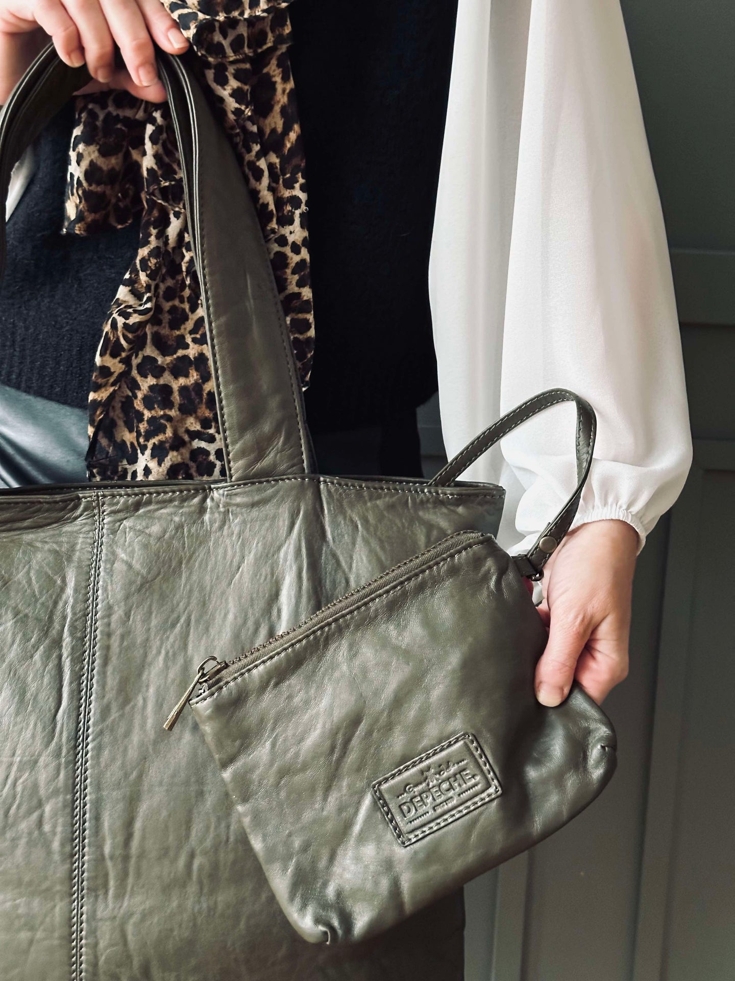 Shopper ink clutch MILLE – Army