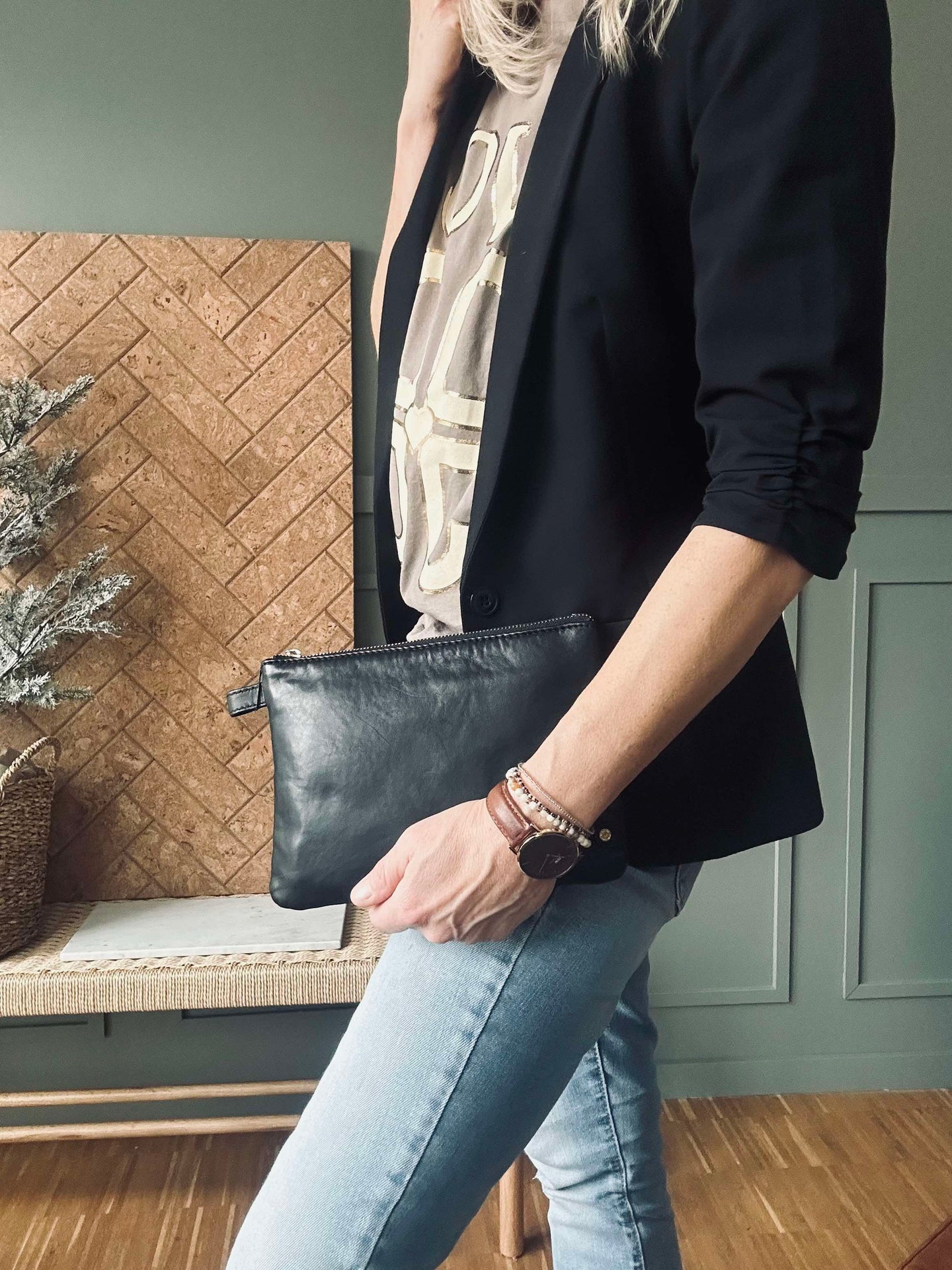 Clutch Alba - Black