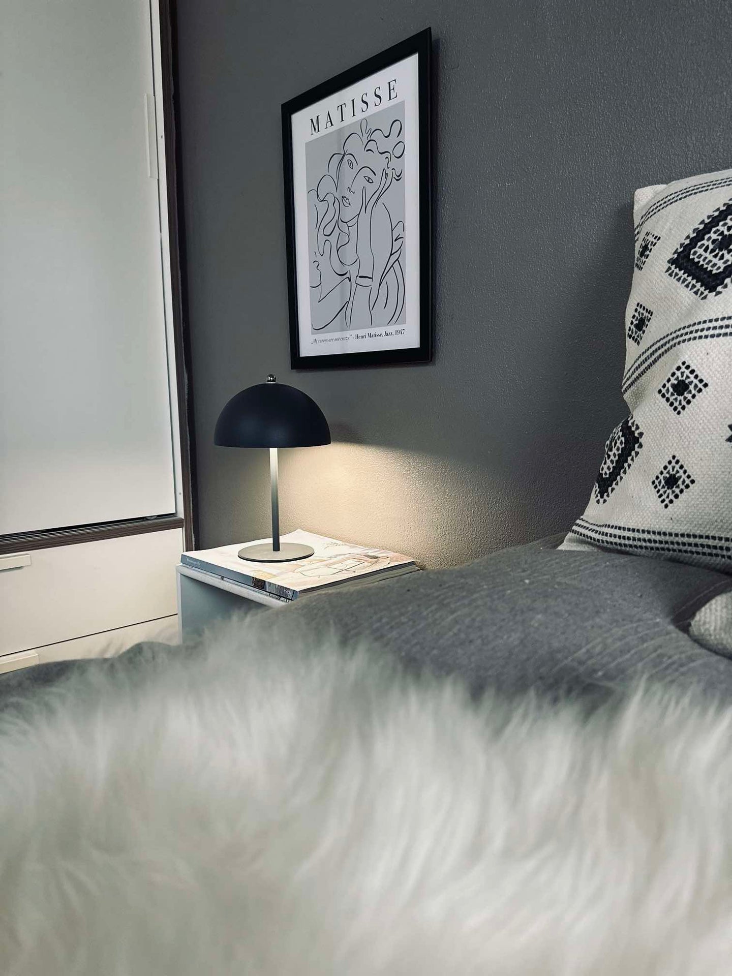 LED-Touch-Tischlampe, beige und grau