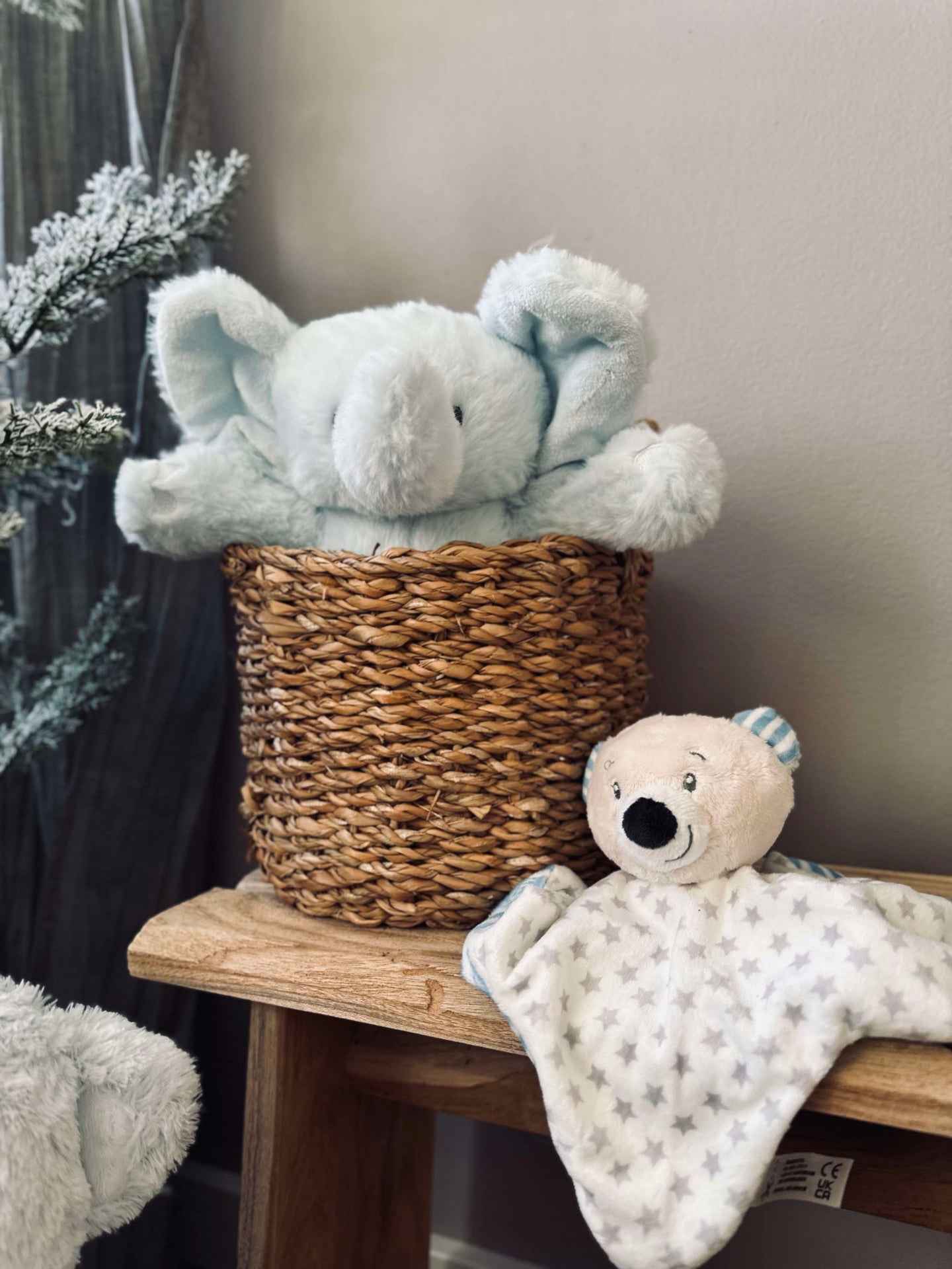 Plüschelefant 25 cm - Hellblau