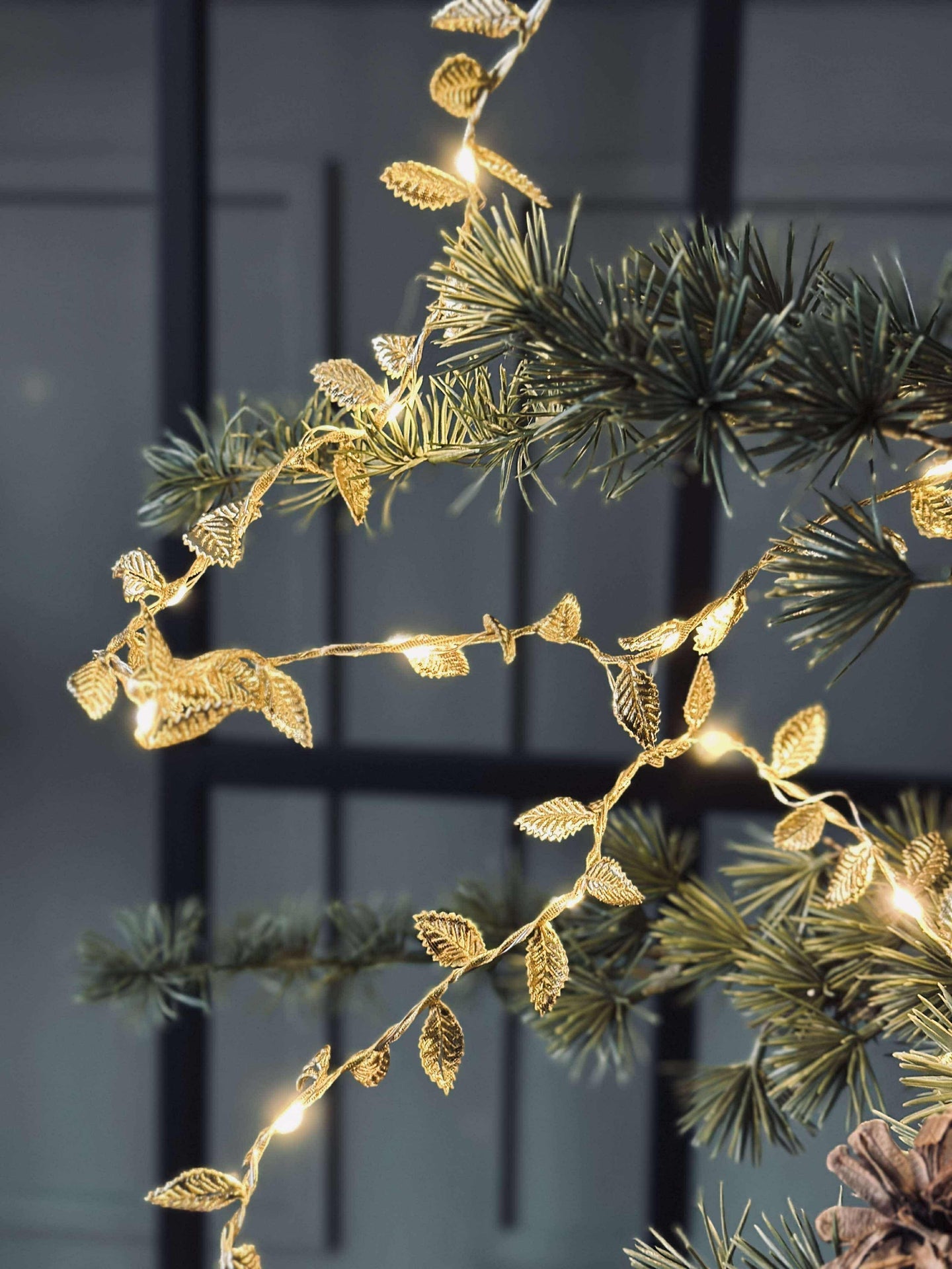 Lichterkette mit Blättern - Gold