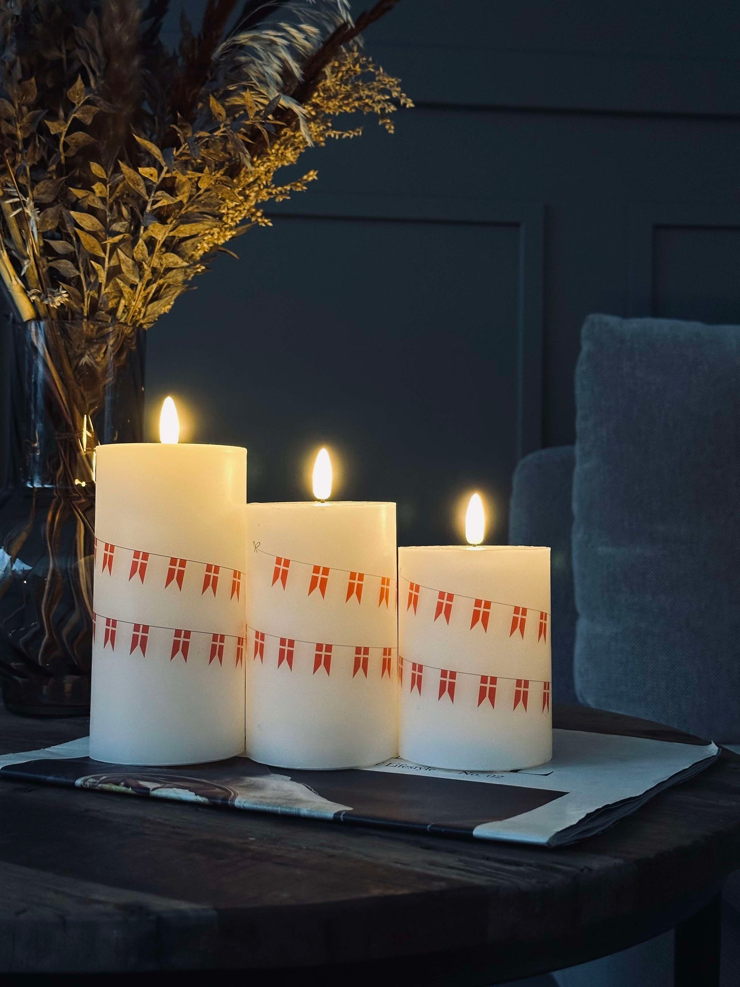 LED-Blockkerzen mit Flagge – Set mit 3 Stk. und Fernbedienung
