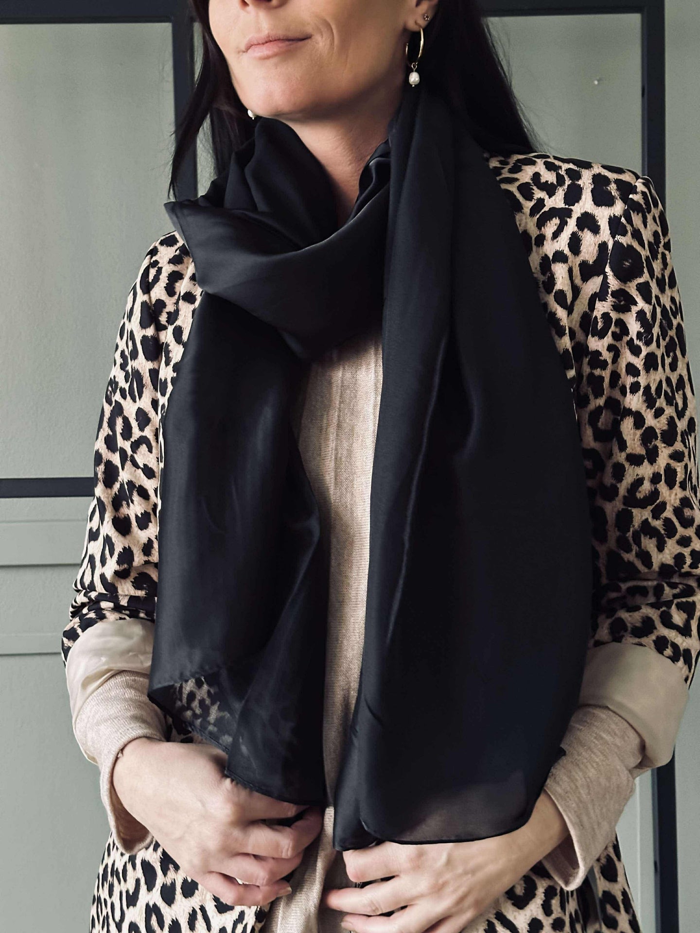 Schal Silky Black