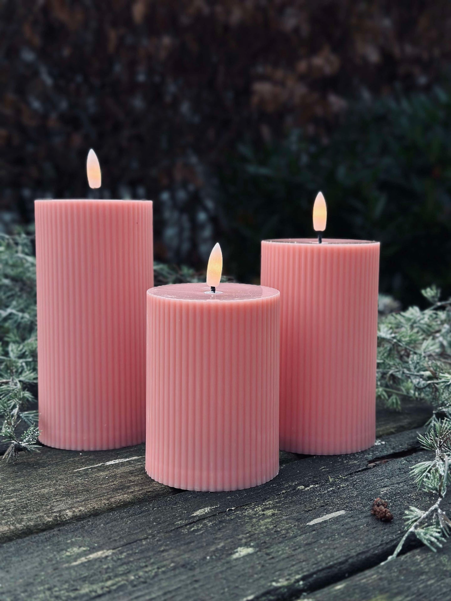 LED Außen-Blockkerzen mit Rillen - Set mit 3 Stk. - Rosa