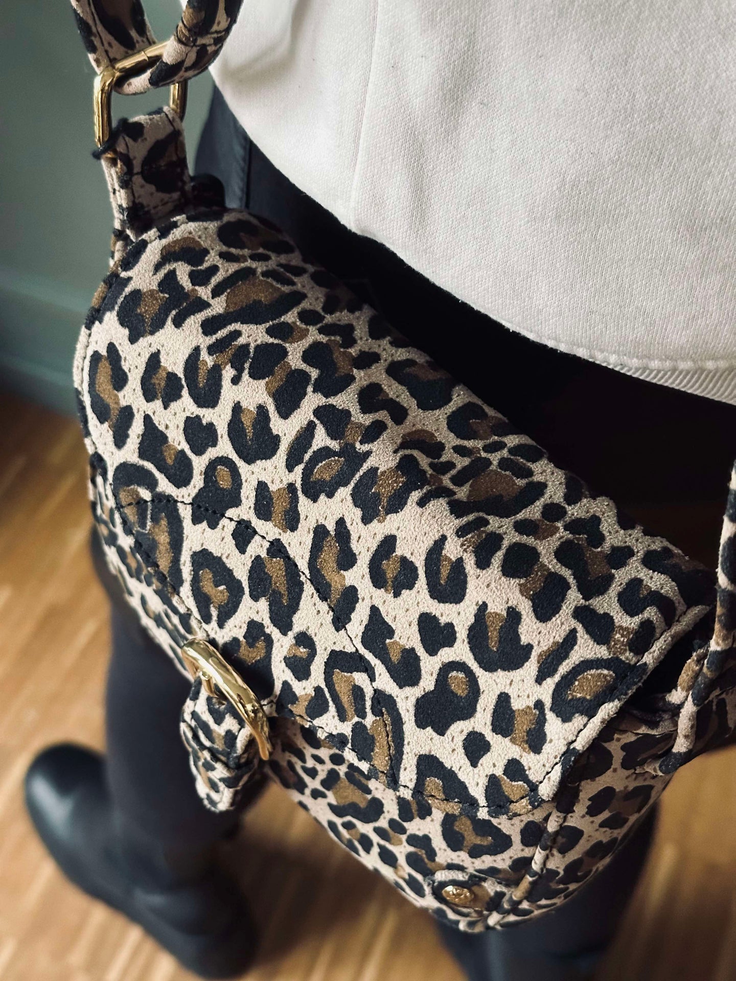 Crossbody Aura Leo