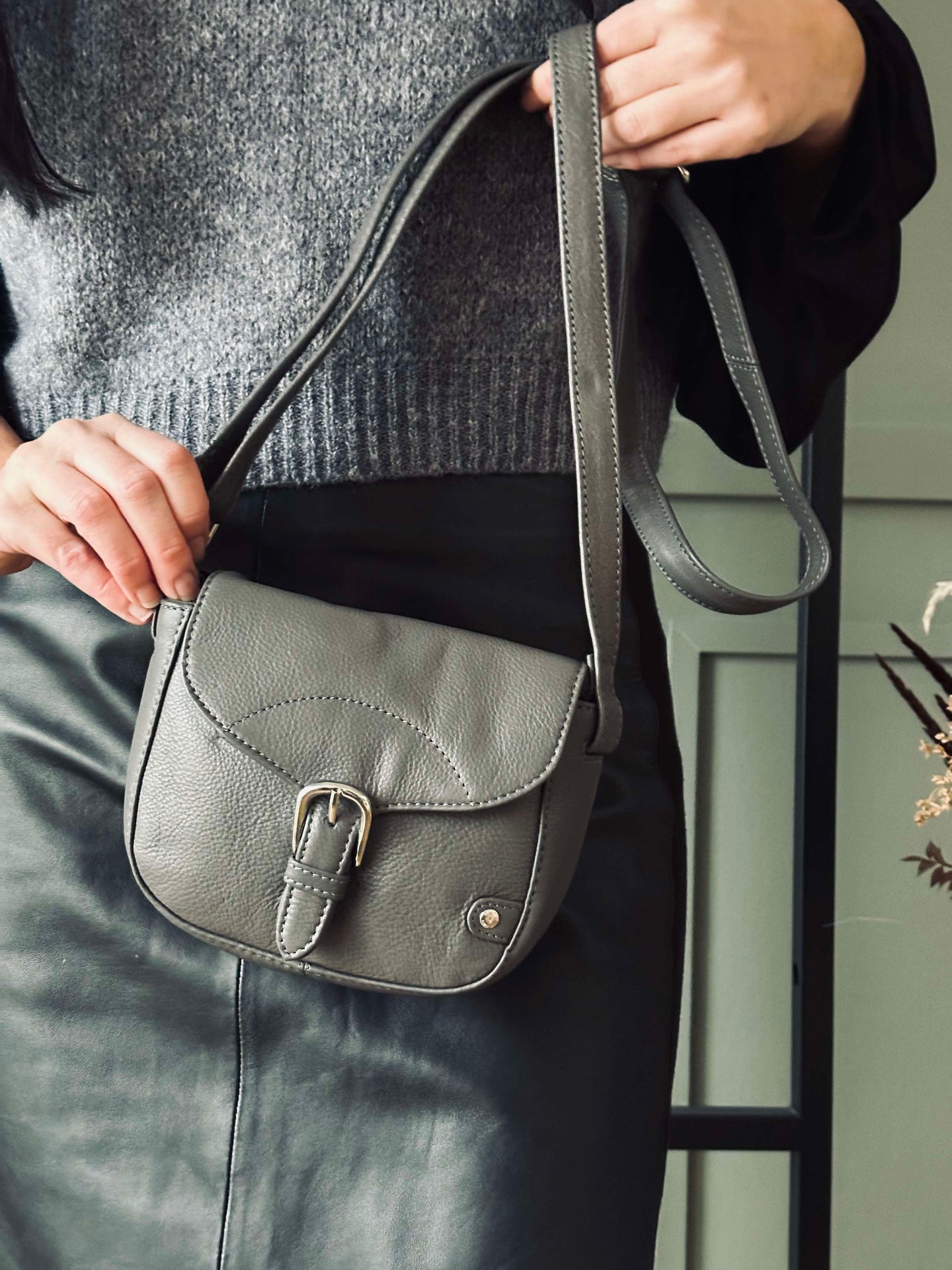 Crossbody Aura Grey