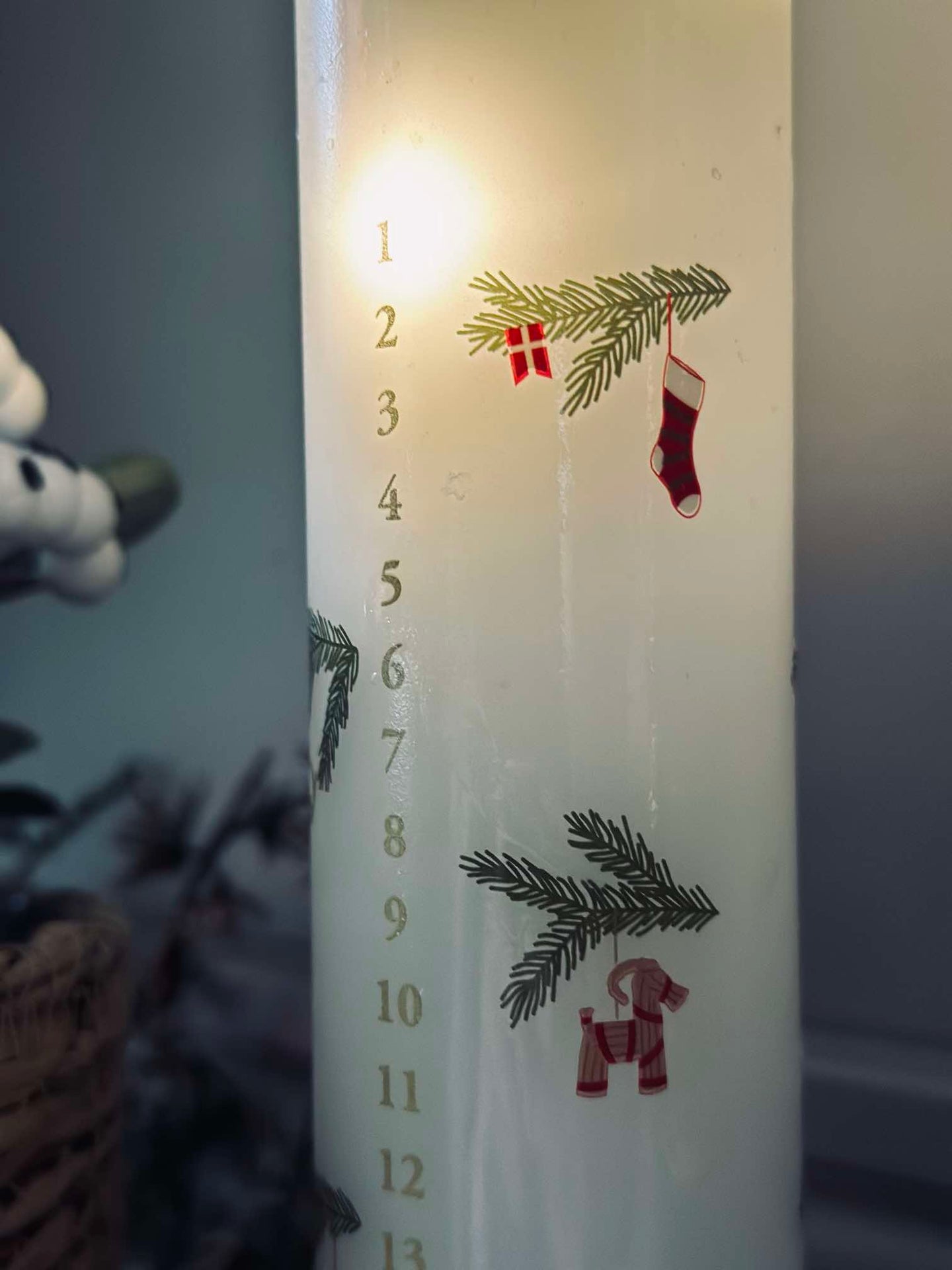 LED-Kalenderkerze mit Fernbedienung