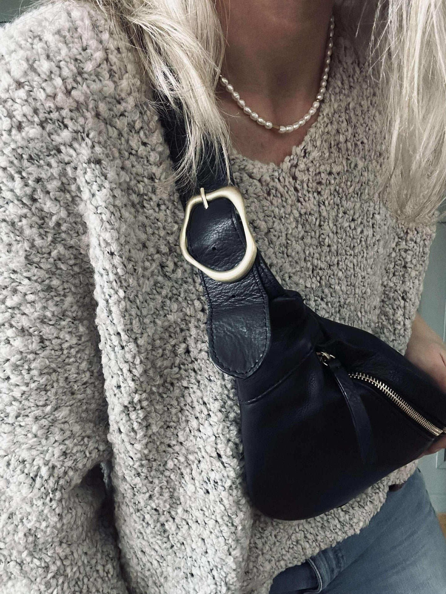 Gürteltasche mit Schnalle - Black leather